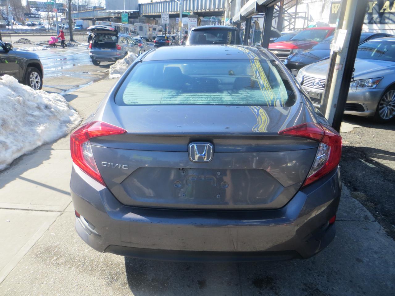 Honda Civic LX Sedan CVT 2018