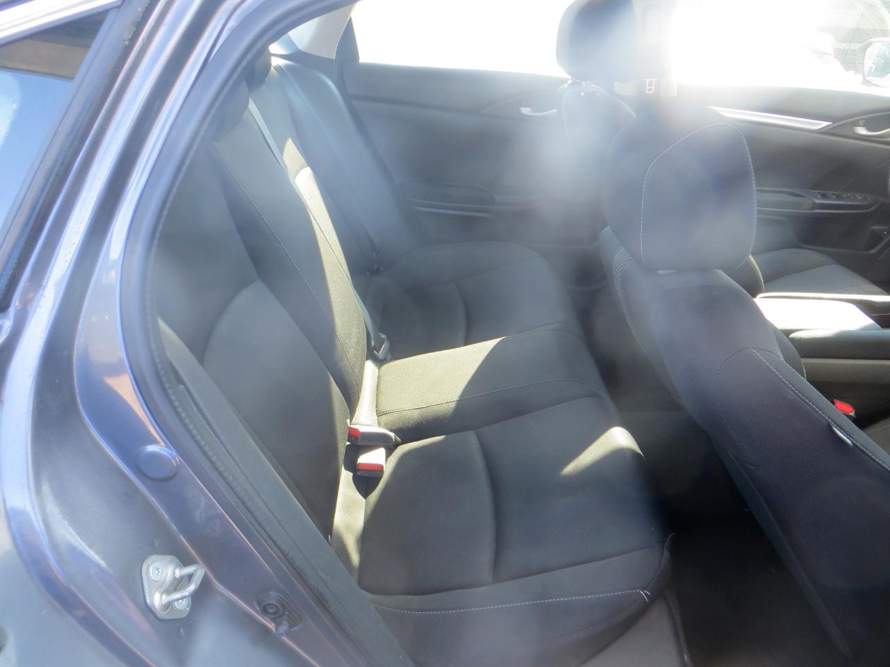 Honda Civic LX Sedan CVT 2018