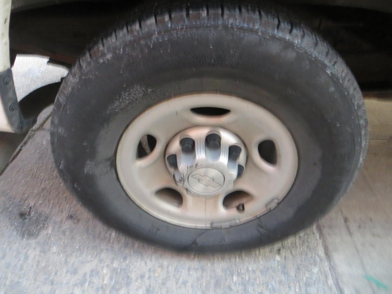 Chevrolet Express LS 2500 2016