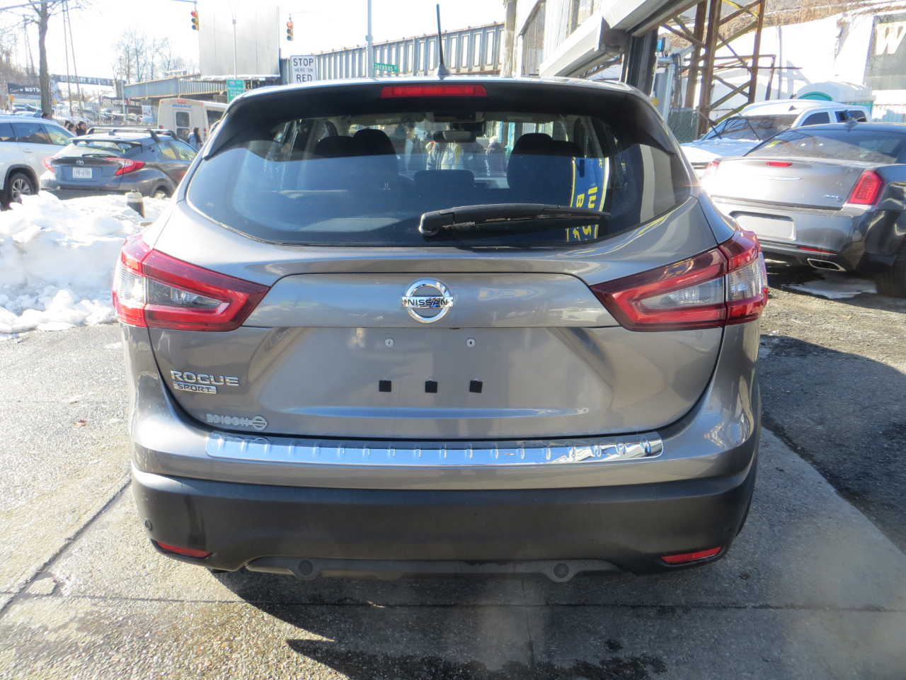 Nissan Rogue Sport S 2020