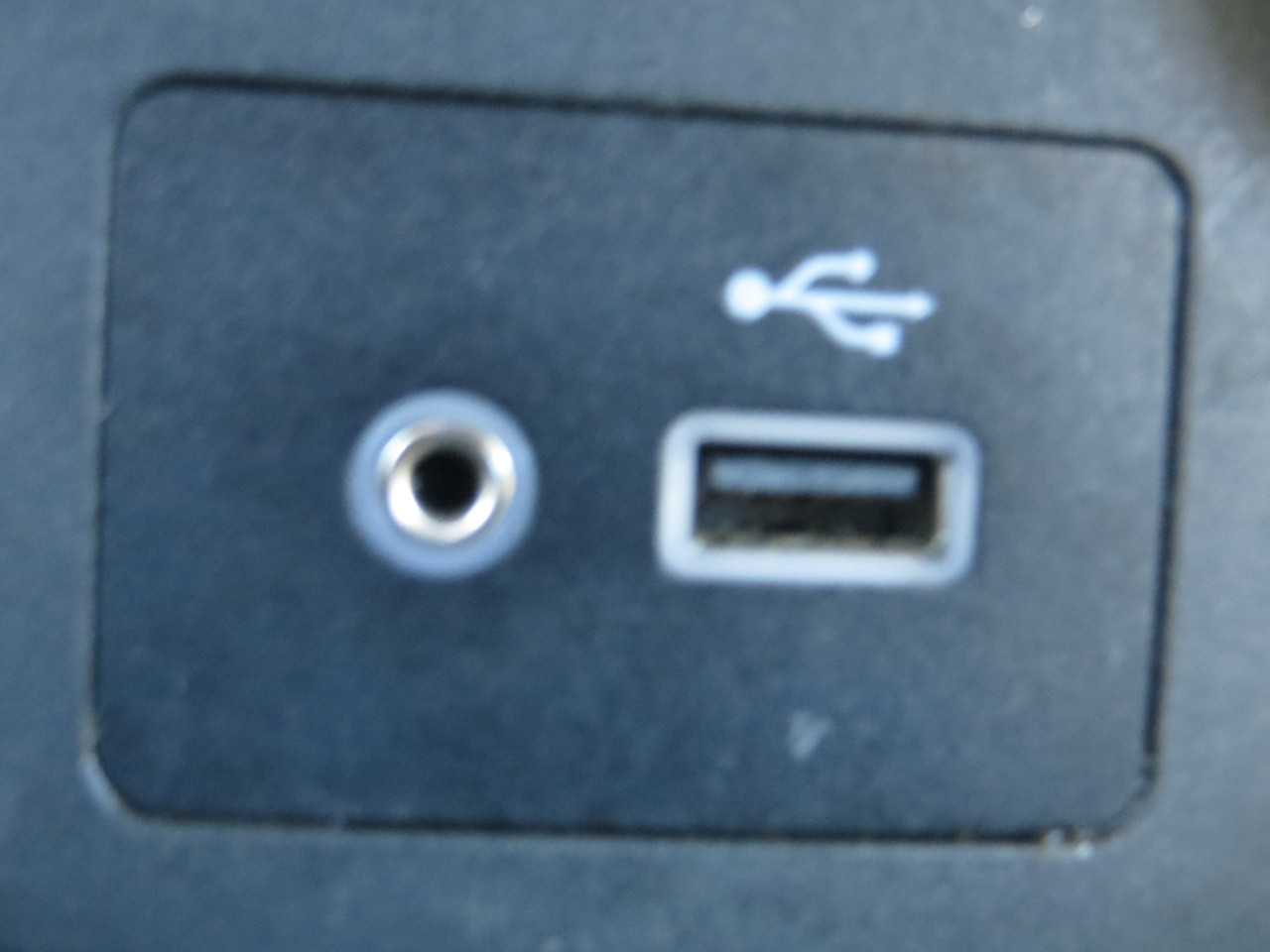 Nissan Rogue Sport S 2020