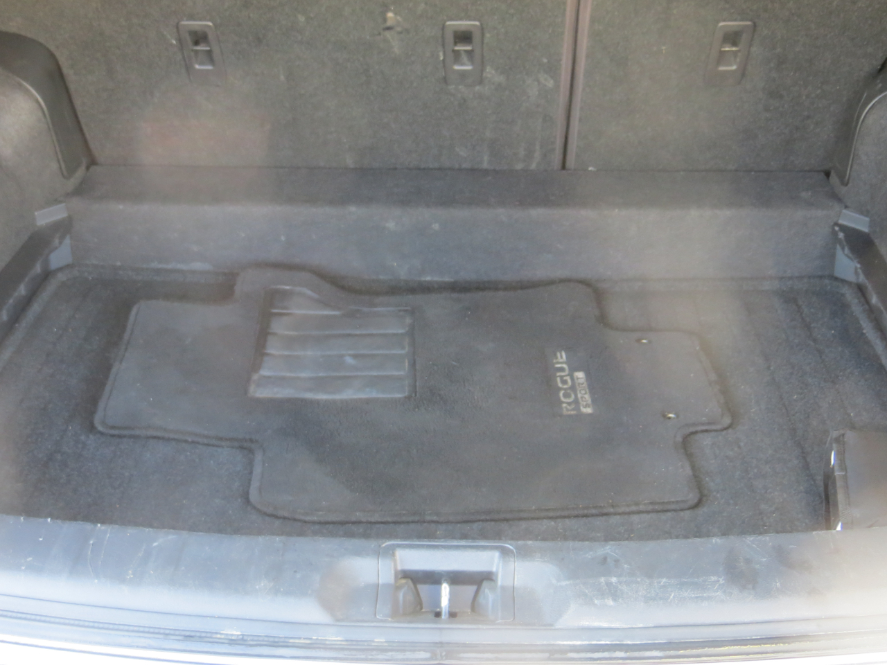 Nissan Rogue Sport S 2020