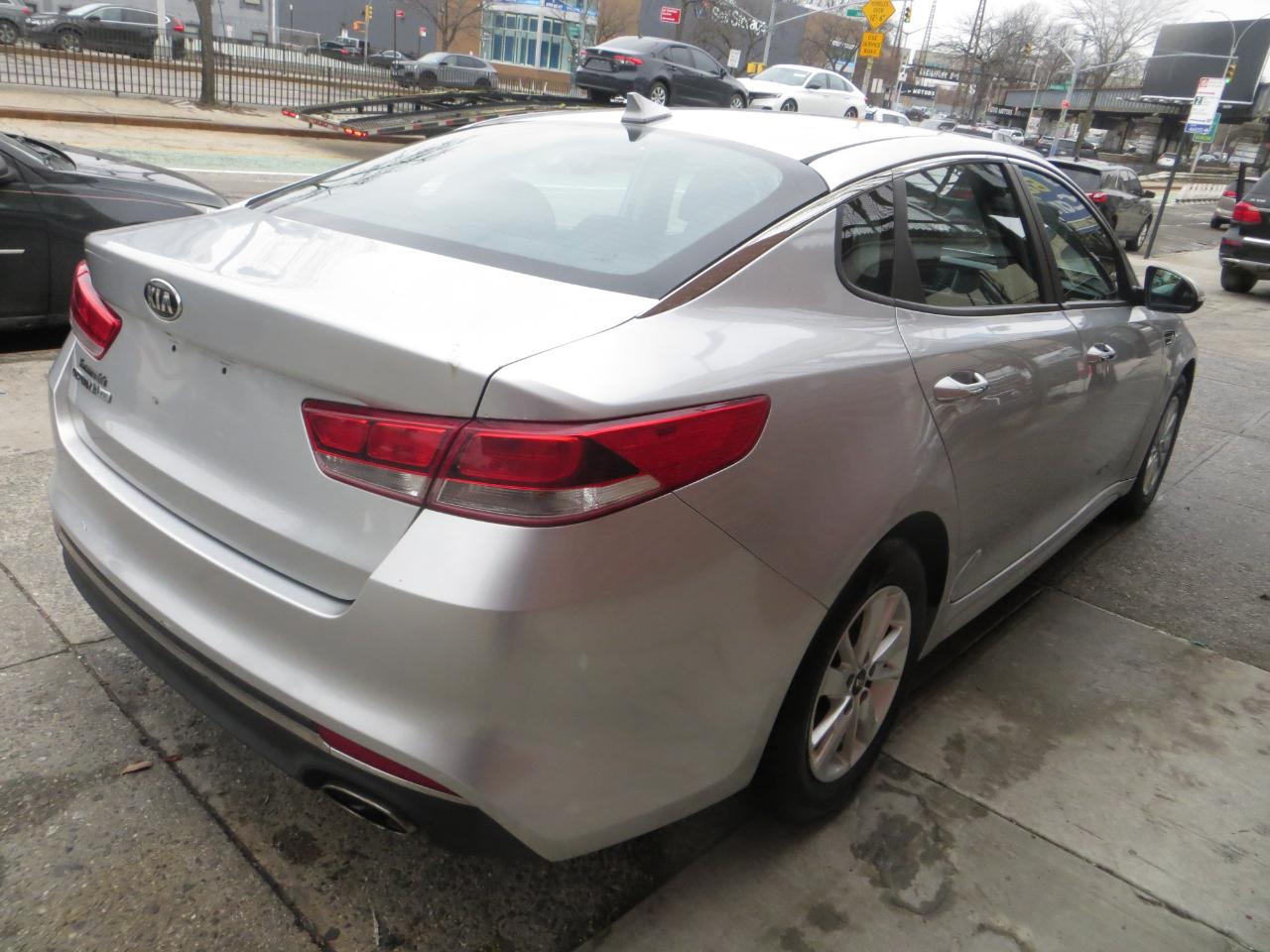Kia Optima LX 2016