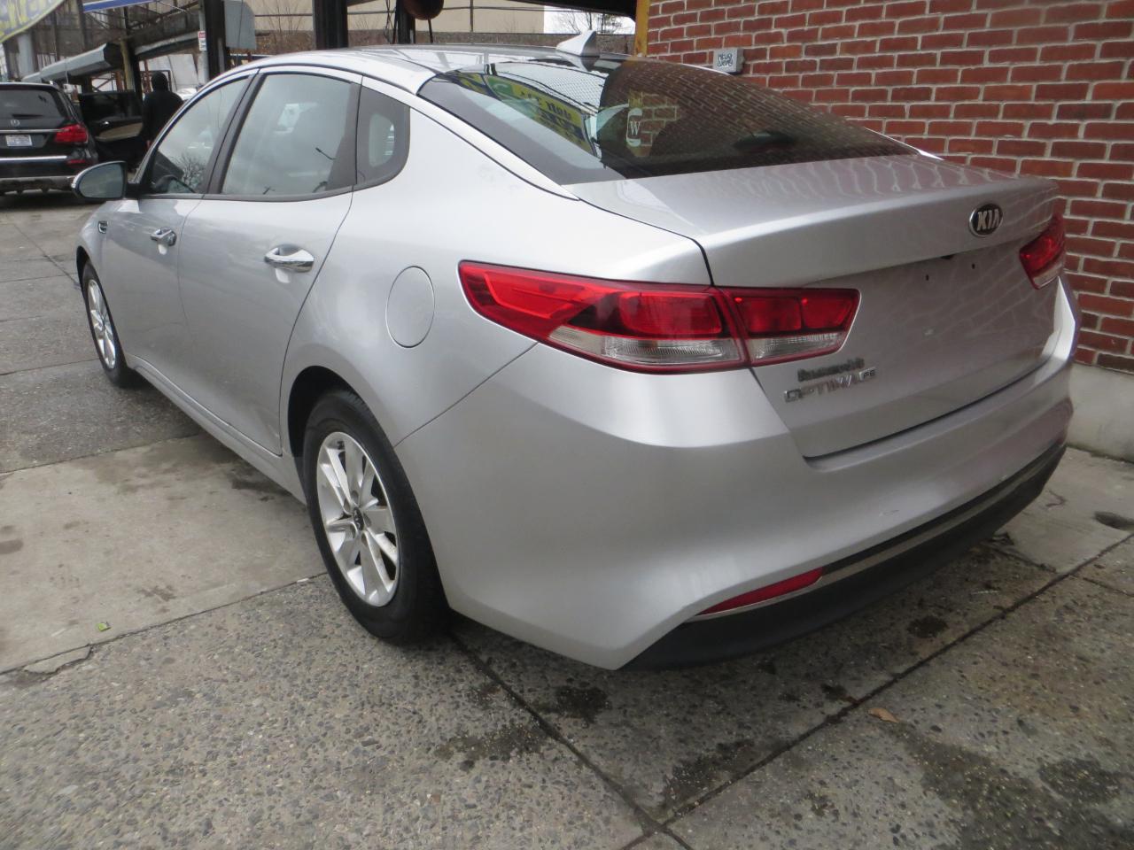 Kia Optima LX 2016