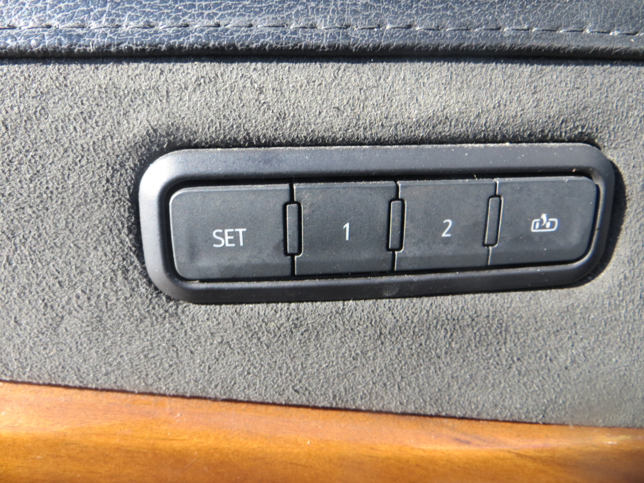 Cadillac Escalade ESV Luxury 4WD 2019