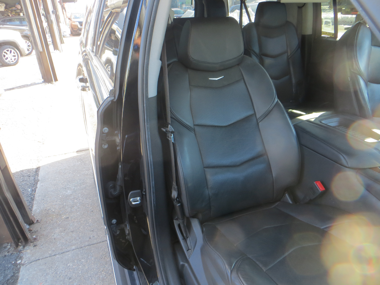 Cadillac Escalade ESV Luxury 4WD 2019