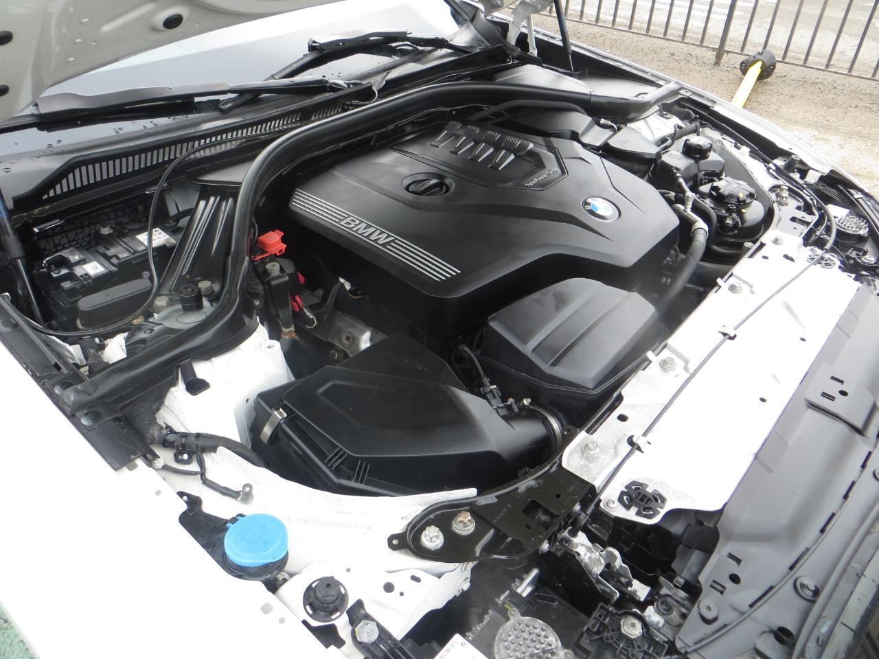 BMW 3-Series 330i xDrive 2021