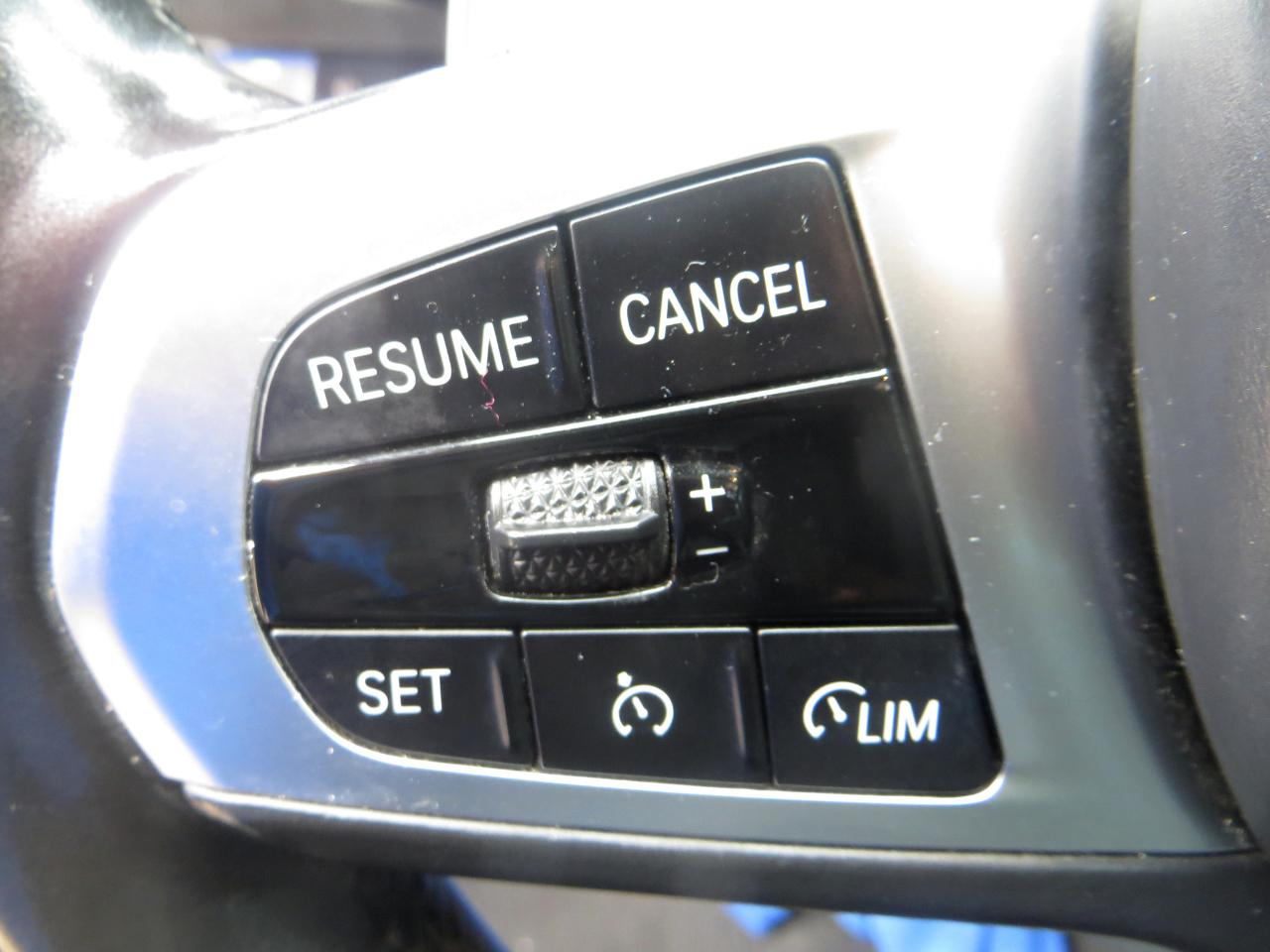 BMW 3-Series 330i xDrive 2021