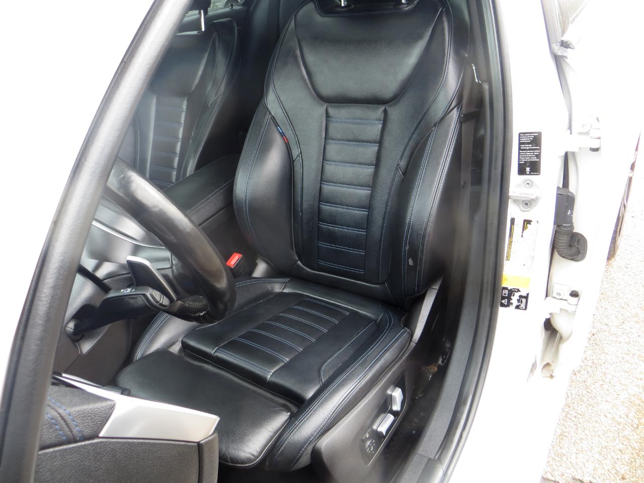 BMW 3-Series 330i xDrive 2021