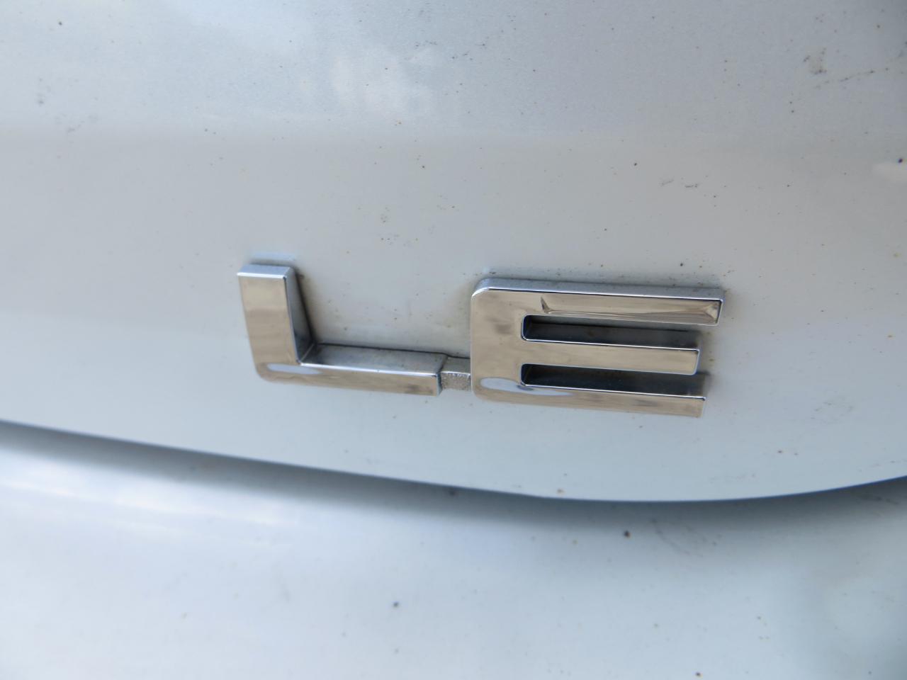 Toyota Highlander Hybrid LE AWD 2020