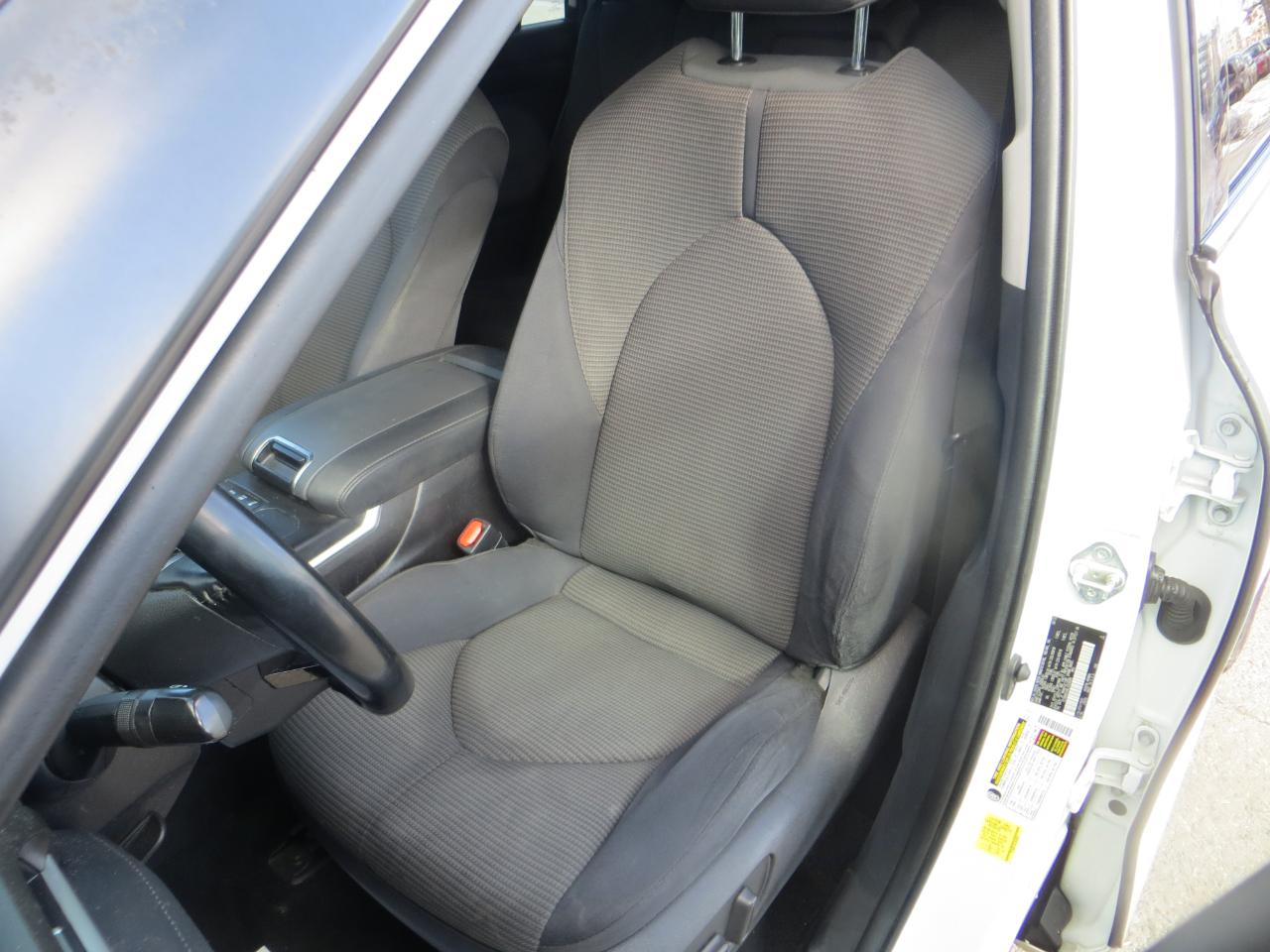 Toyota Highlander Hybrid LE AWD 2020