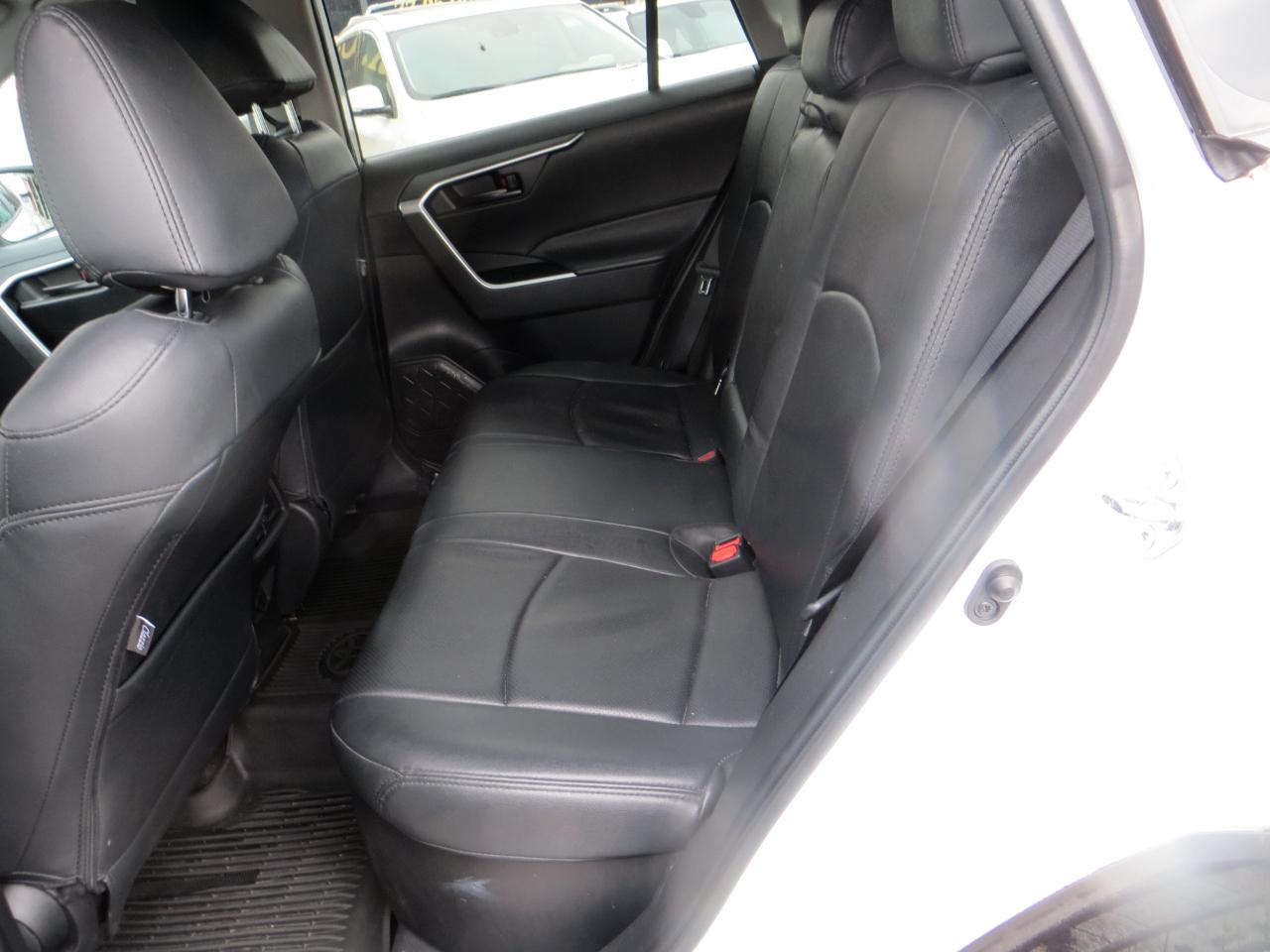 Toyota RAV4 Hybrid LE 2022