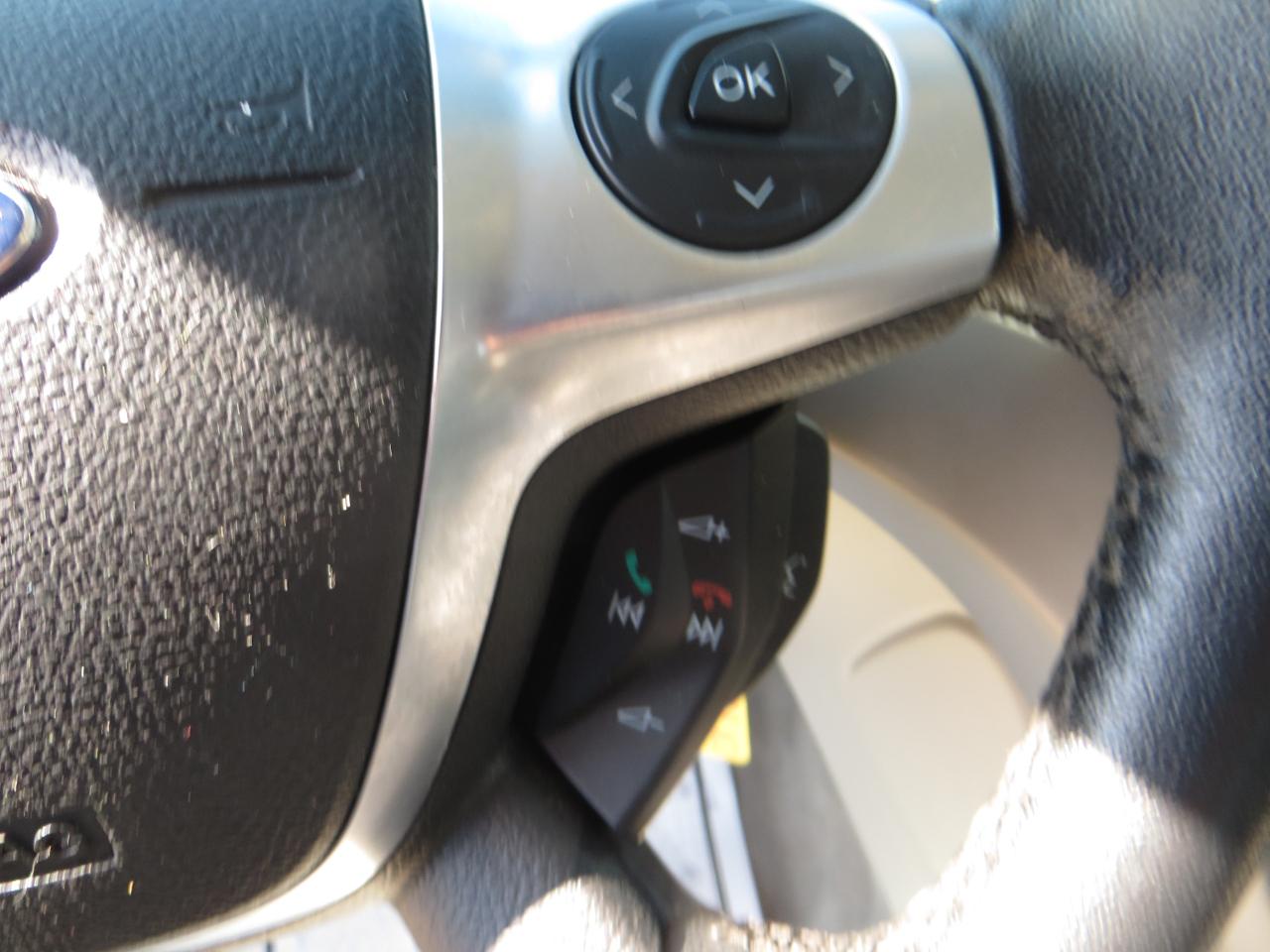 Ford C-Max Hybrid SE 2014