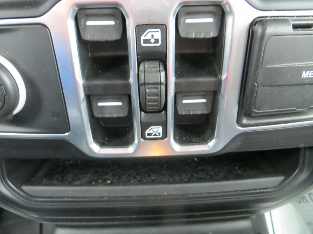 Jeep Wrangler Unlimited Freedom 2021