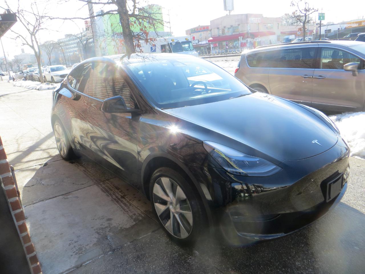 Tesla Model Y Long Range 2024