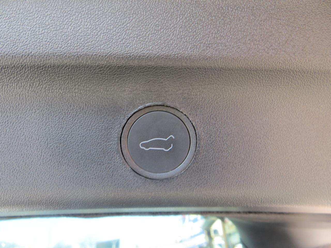 Tesla Model Y Long Range 2024