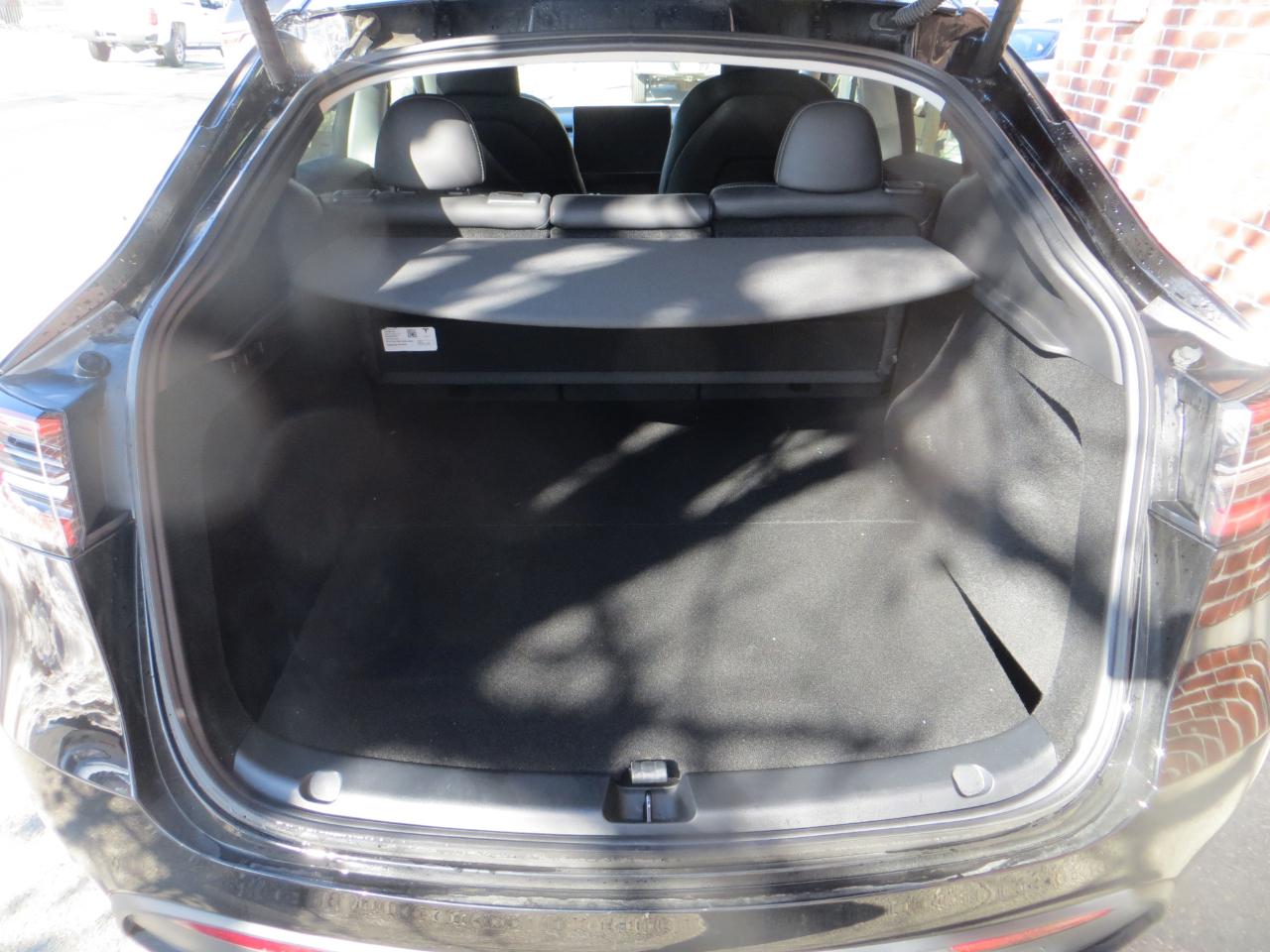 Tesla Model Y Long Range 2024