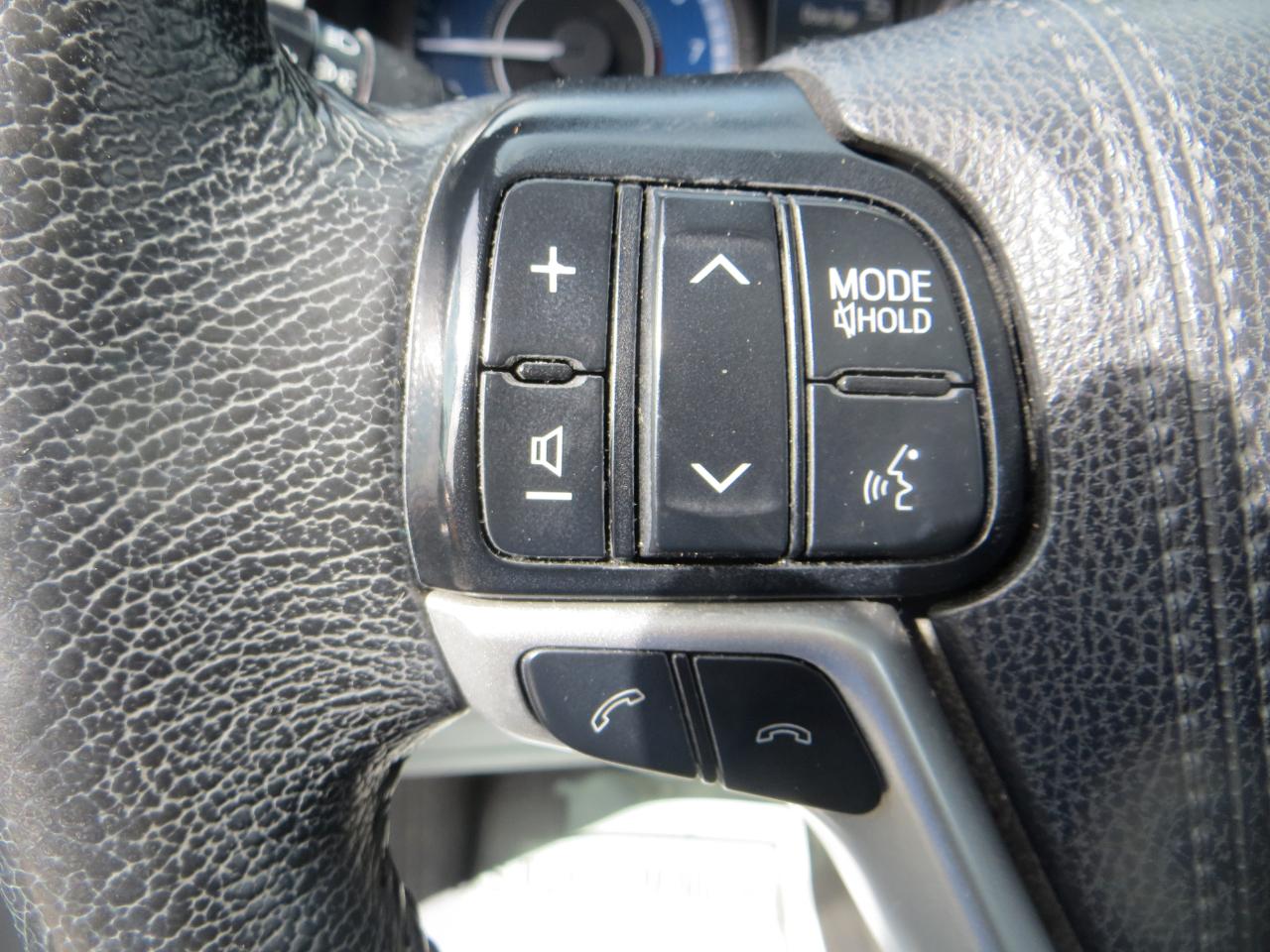 Toyota Sienna XLE 7-Passenger AWD 2020