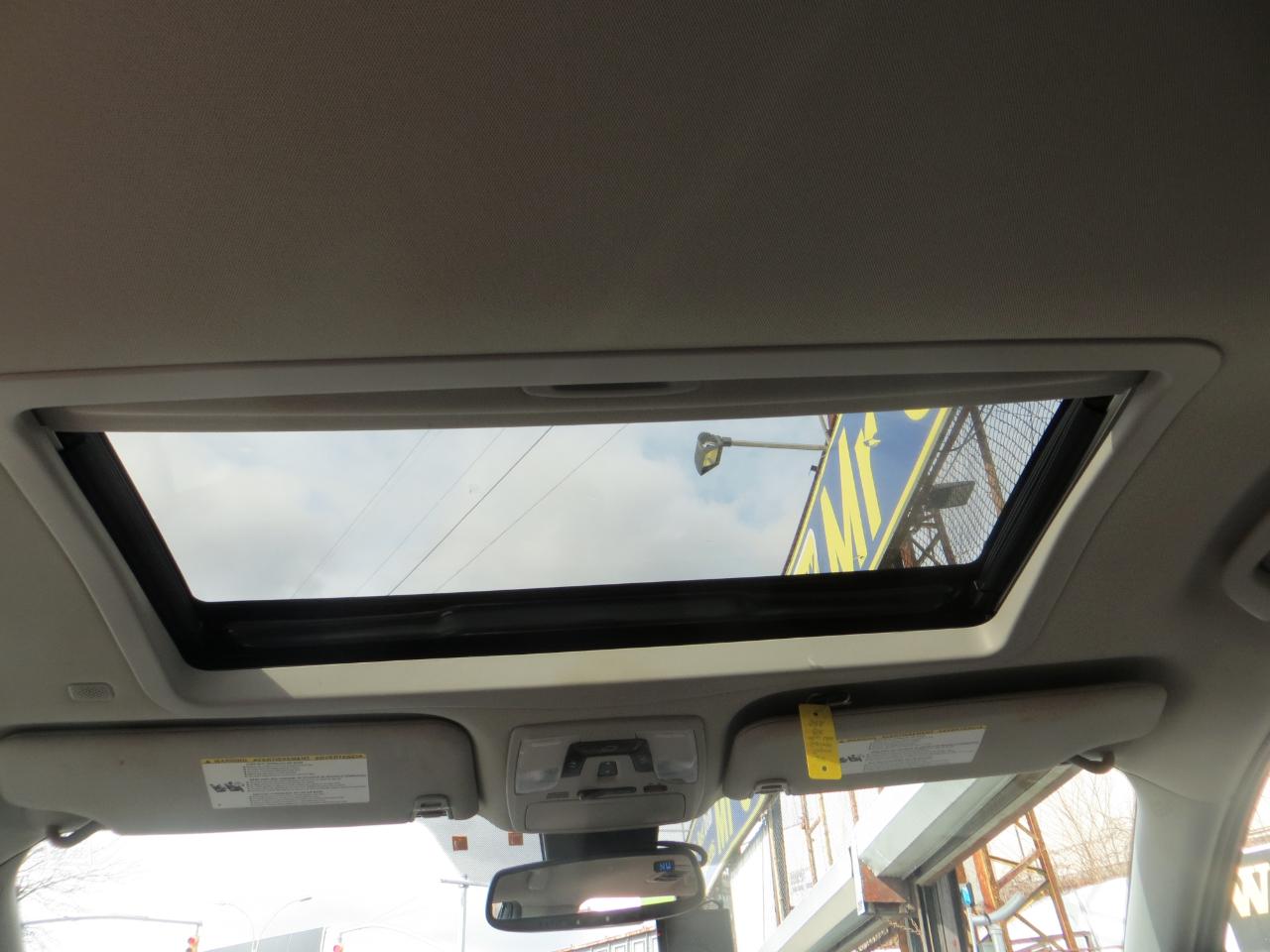 Toyota Sienna XLE 7-Passenger AWD 2020