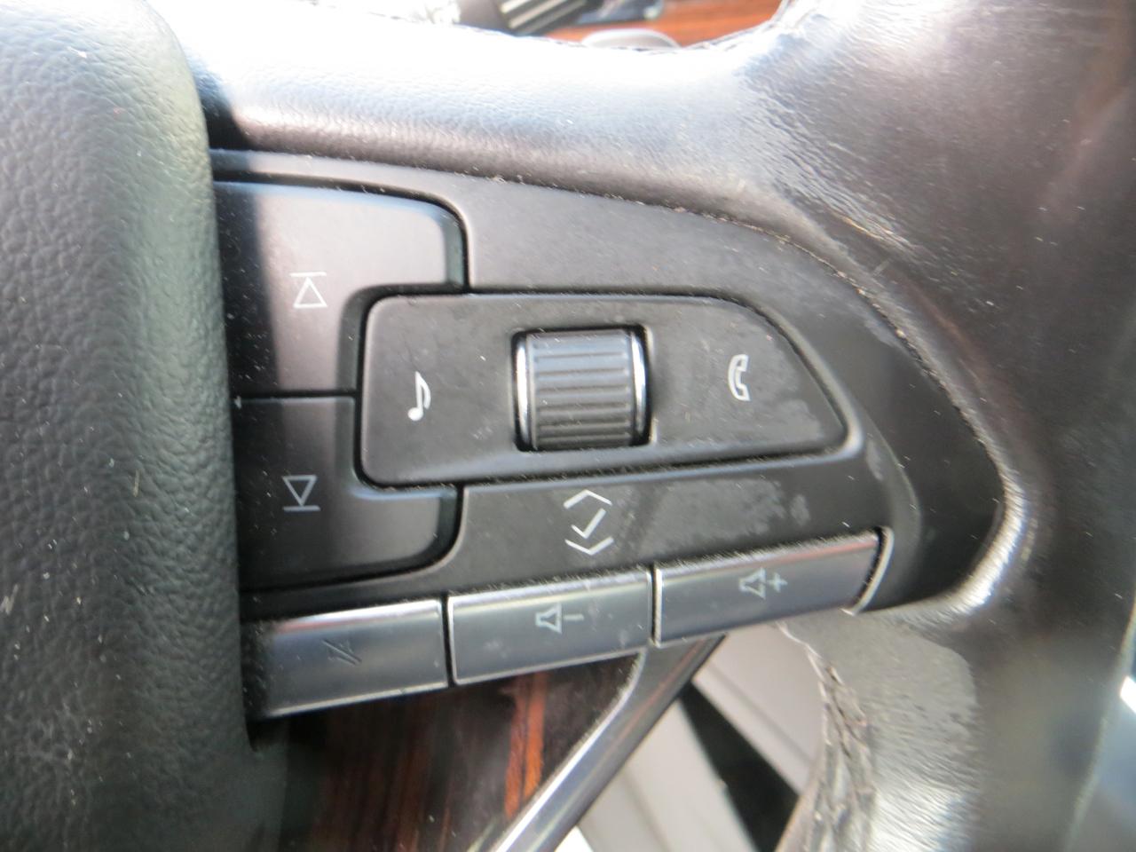 Cadillac Escalade ESV Luxury 4WD 2022