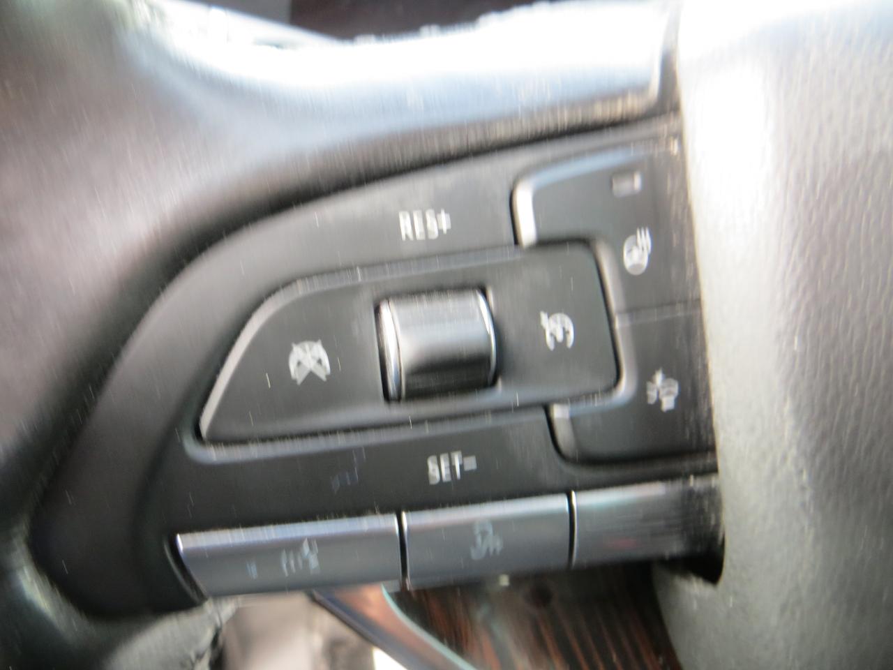 Cadillac Escalade ESV Luxury 4WD 2022