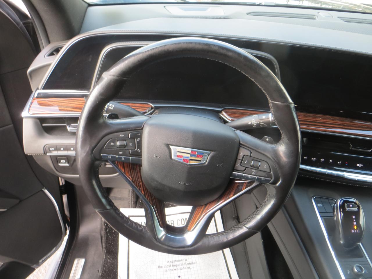 Cadillac Escalade ESV Luxury 4WD 2022