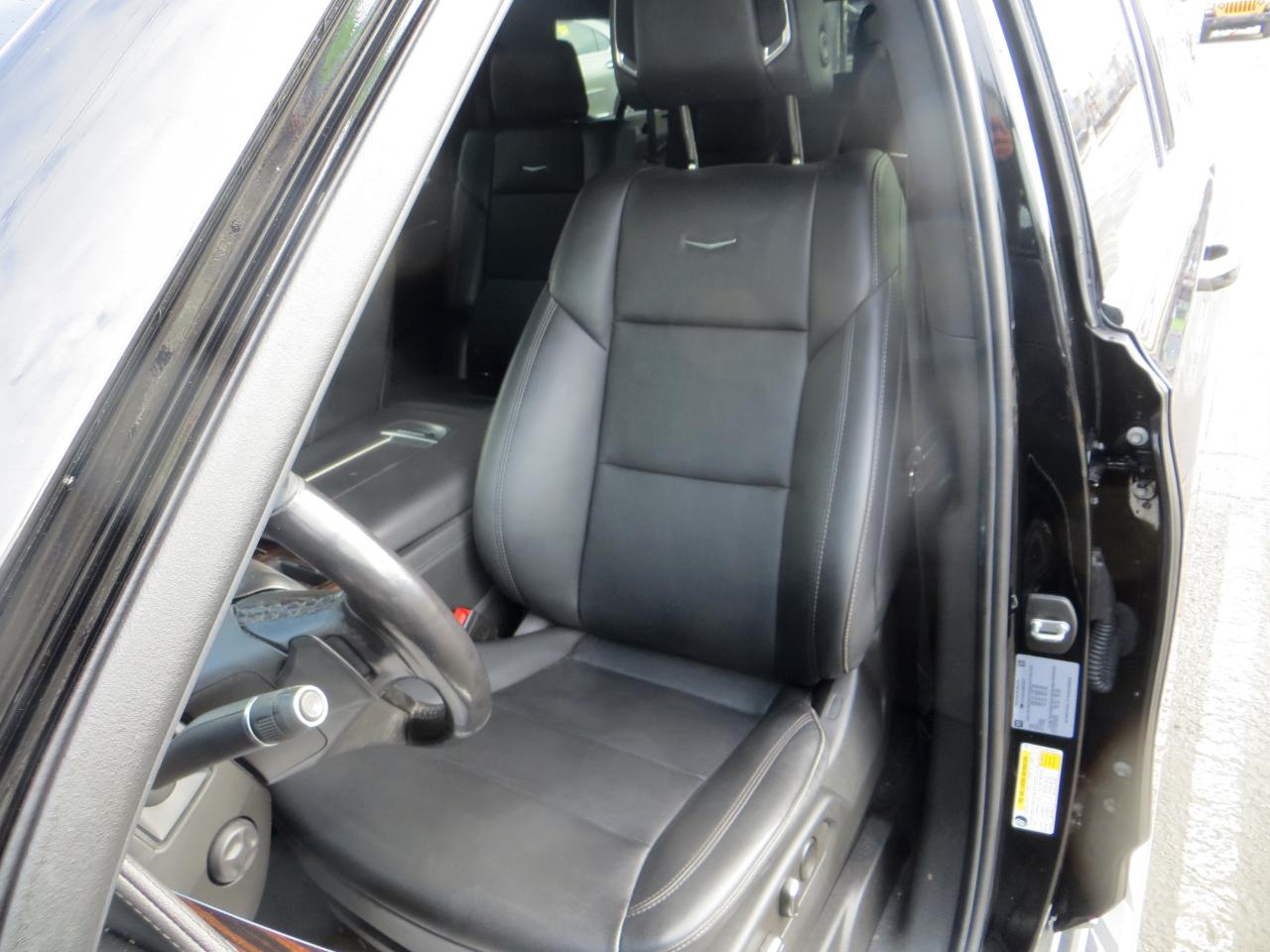 Cadillac Escalade ESV Luxury 4WD 2022