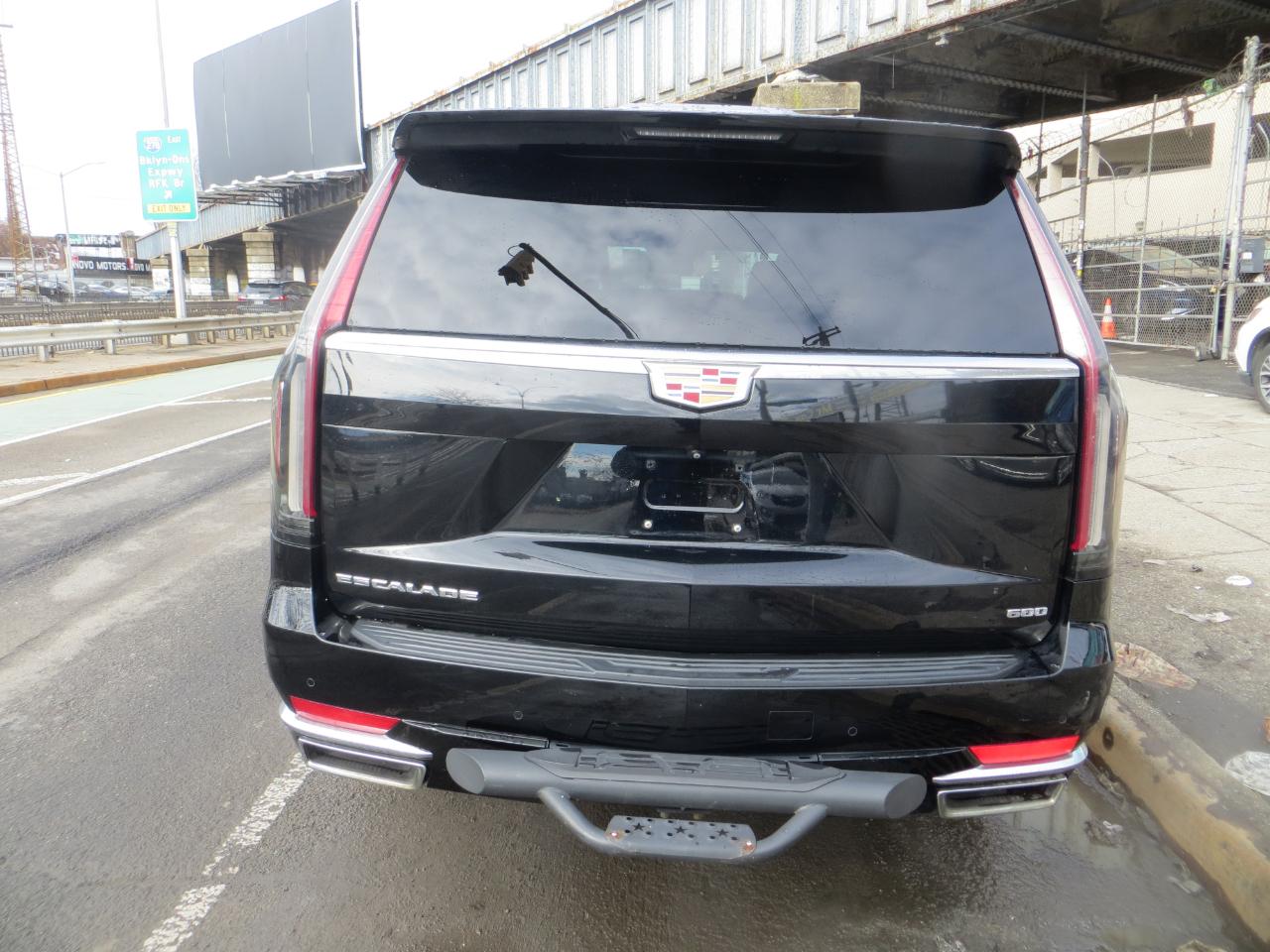 Cadillac Escalade ESV Luxury 4WD 2022