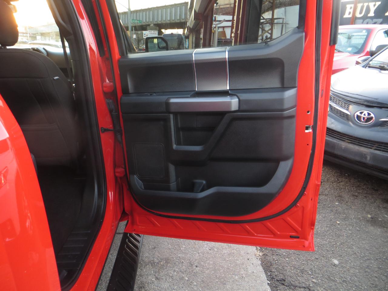 Ford F-150 King-Ranch SuperCrew 5.5-ft. 4WD 2019