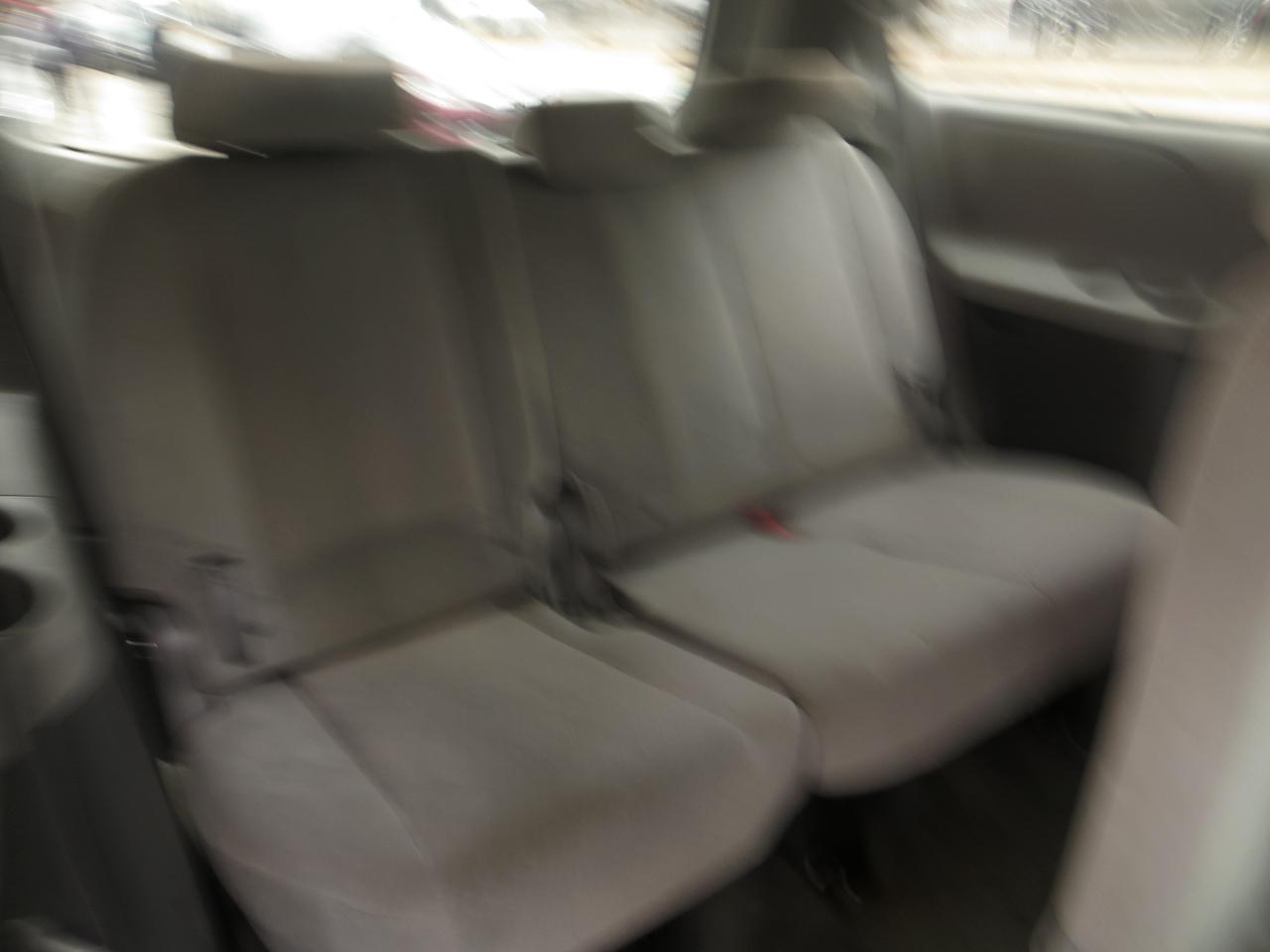 Toyota Sienna LE 2015