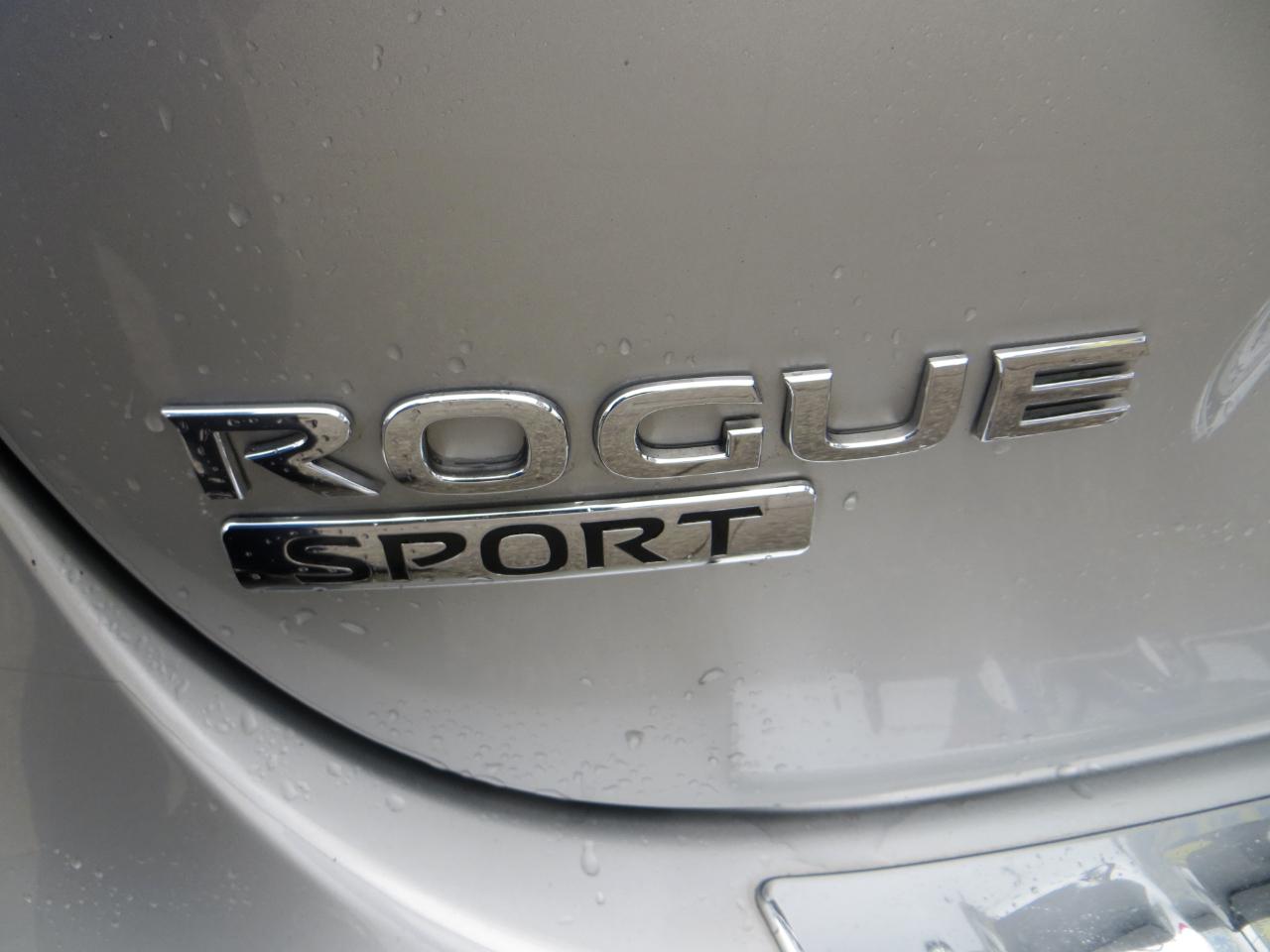 Nissan Rogue Sport SV AWD 2022