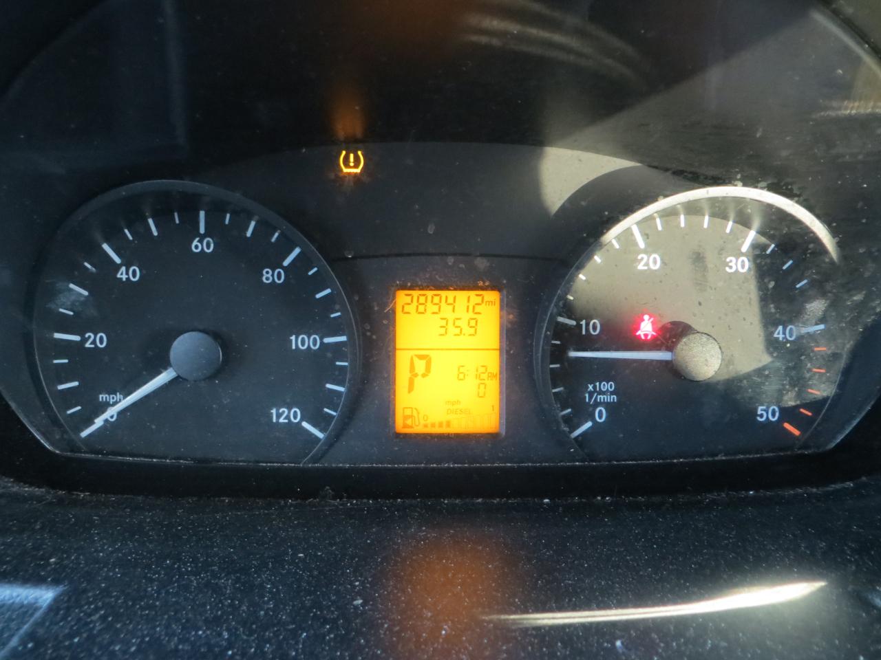 Mercedes-Benz Sprinter 2500 Passenger Van High Roof 170-in. WB 2011