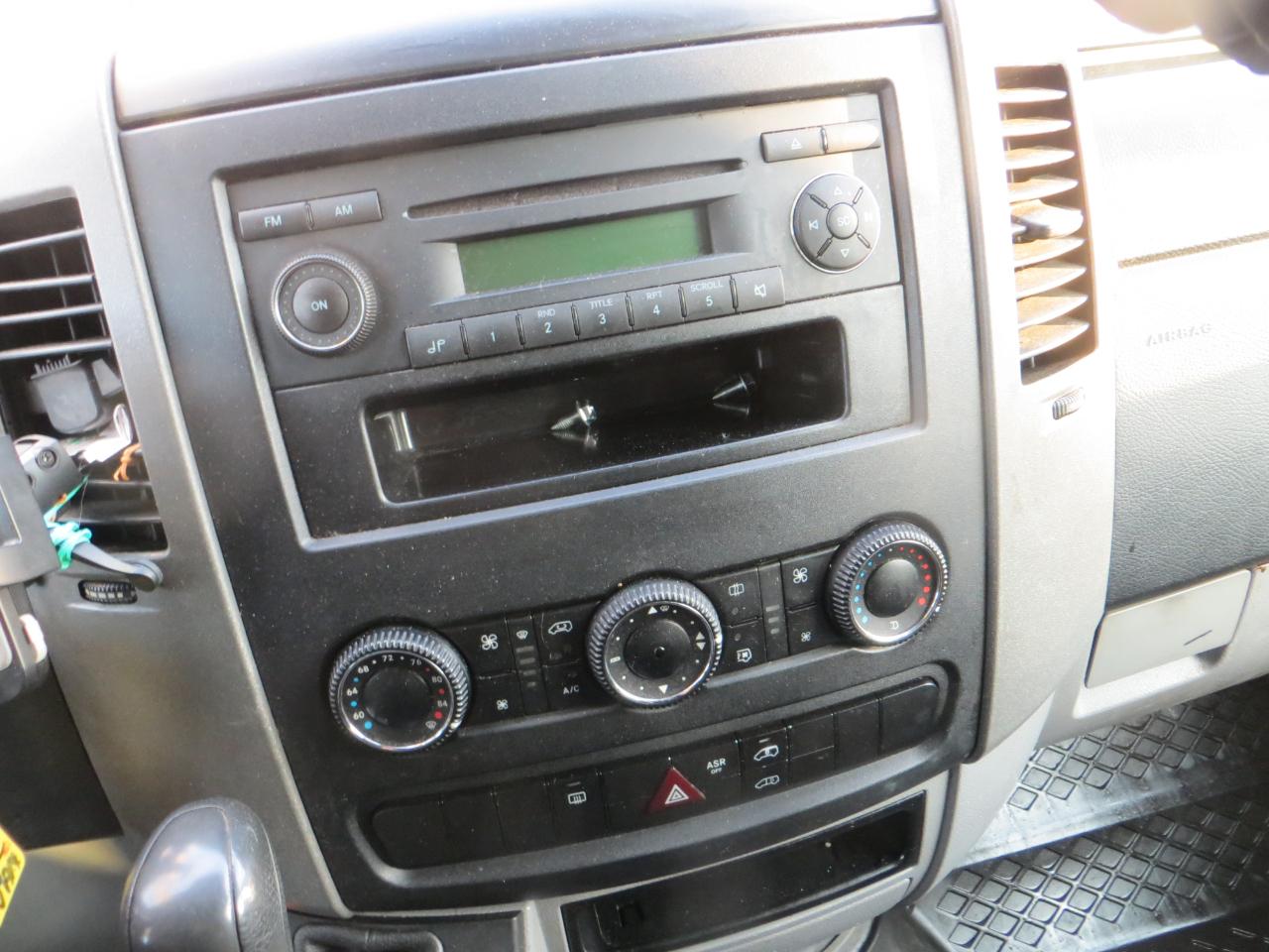 Mercedes-Benz Sprinter 2500 Passenger Van High Roof 170-in. WB 2011