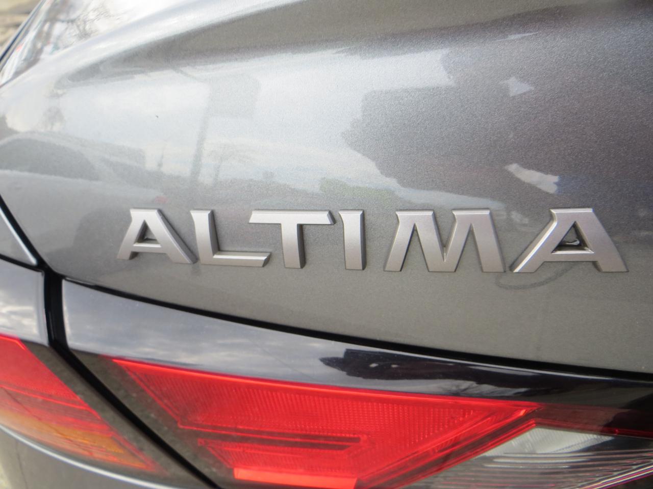 Nissan Altima 2.5 S 2023