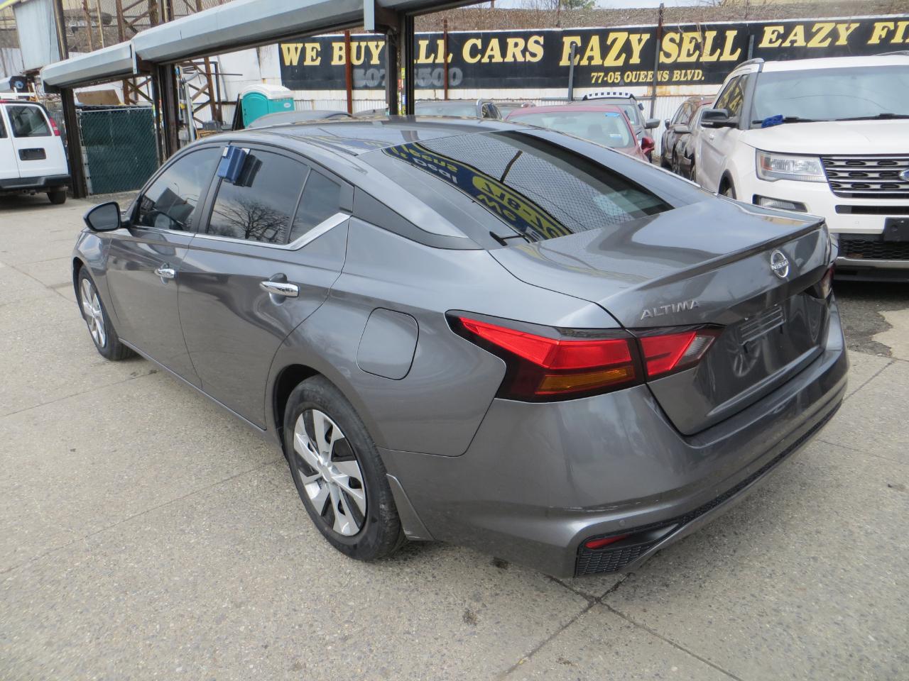 Nissan Altima 2.5 S 2023