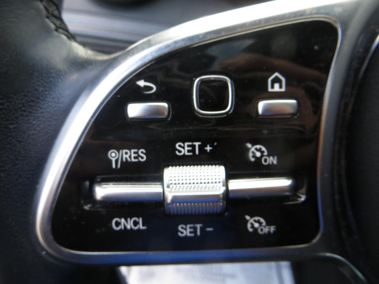 Mercedes-Benz GLC-Class Coupe GLC300 4MATIC 2023