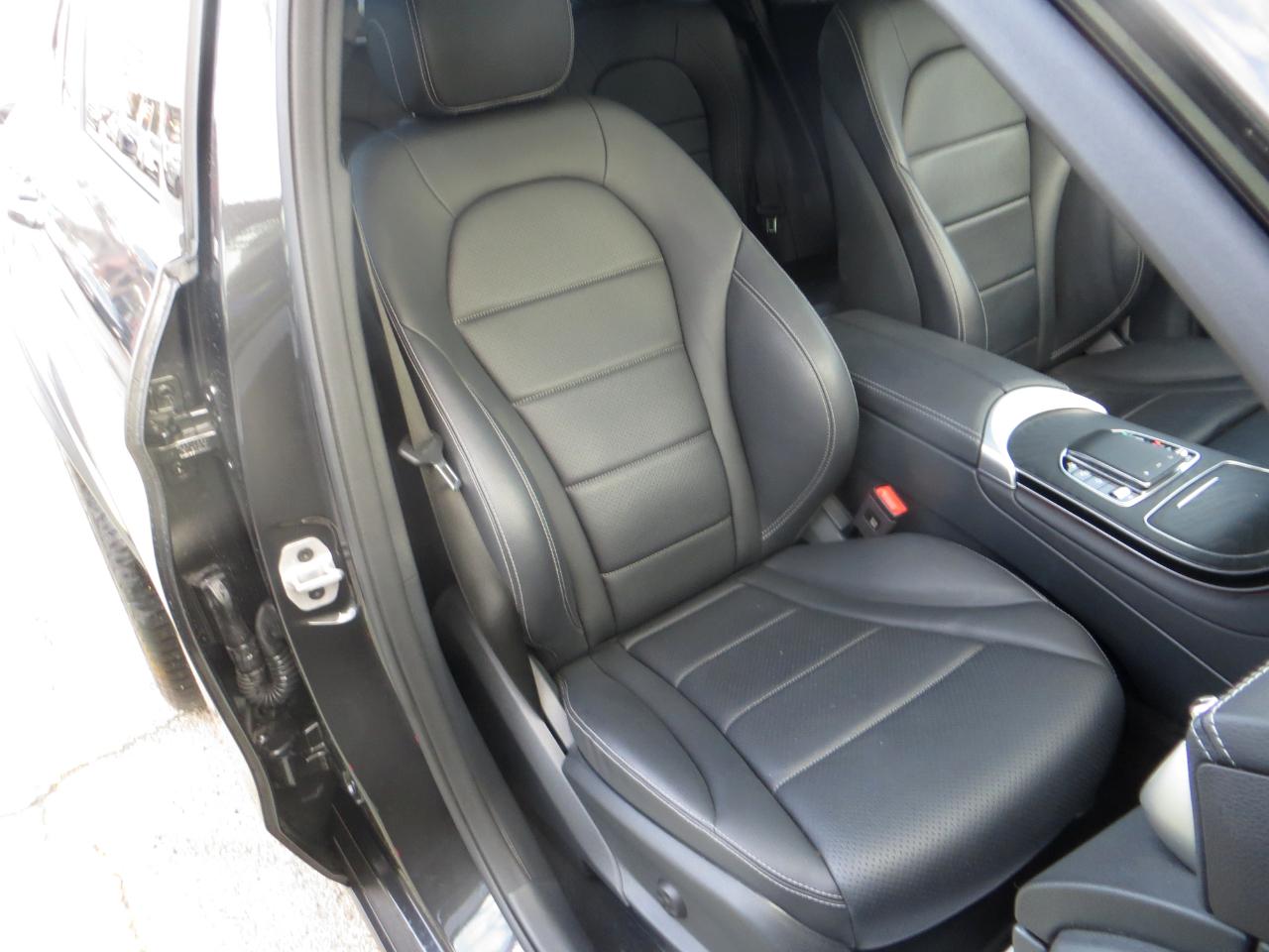 Mercedes-Benz GLC-Class Coupe GLC300 4MATIC 2023