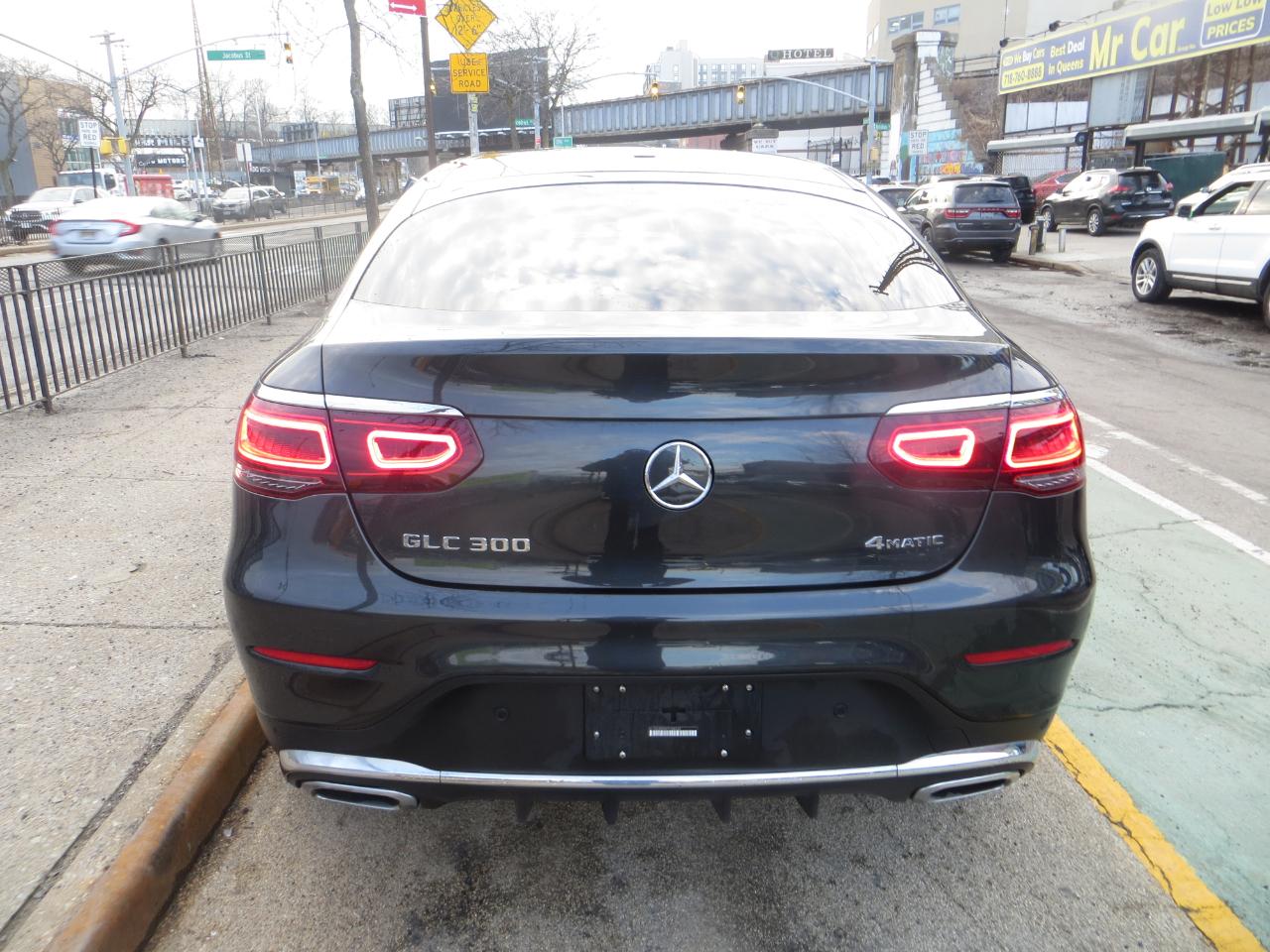 Mercedes-Benz GLC-Class Coupe GLC300 4MATIC 2023