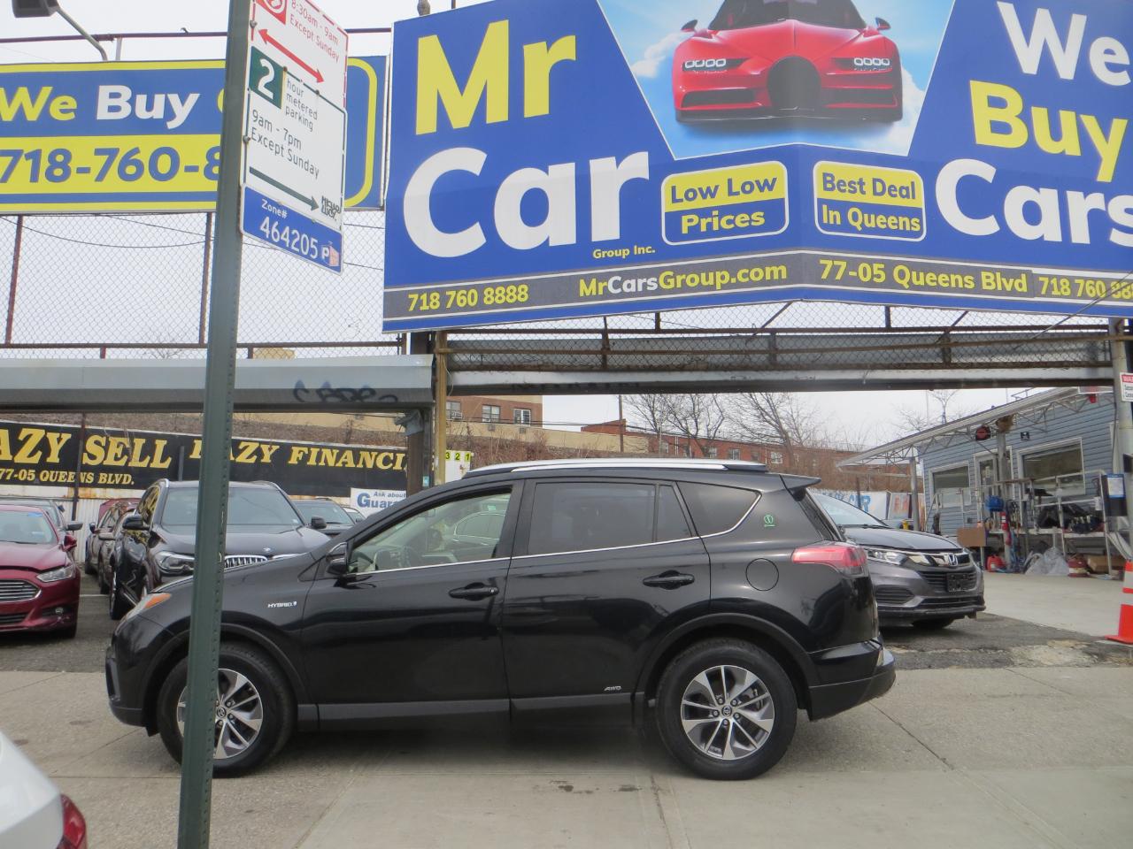Toyota RAV4 Hybrid XLE 2016