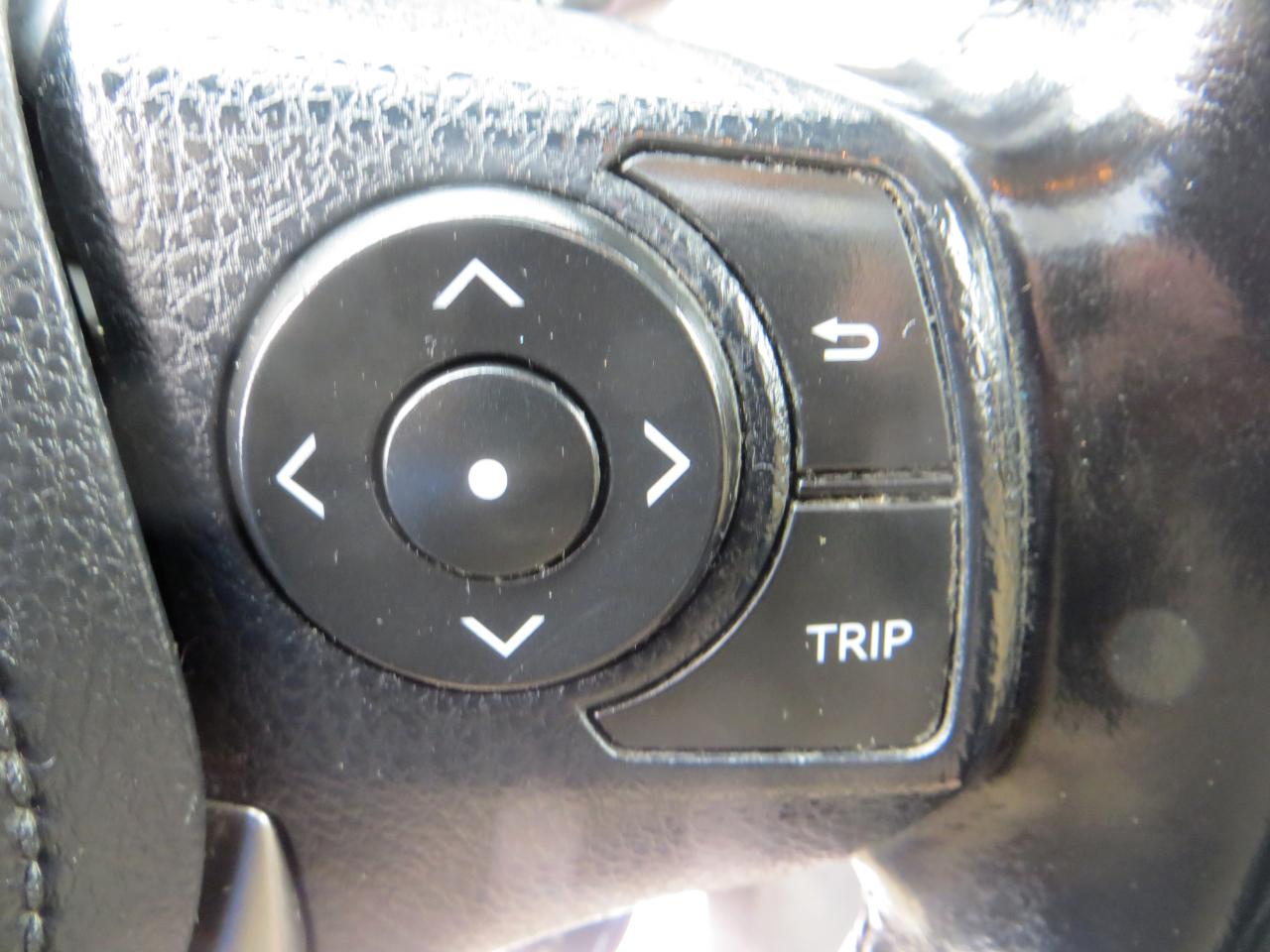 Toyota RAV4 Hybrid XLE 2016