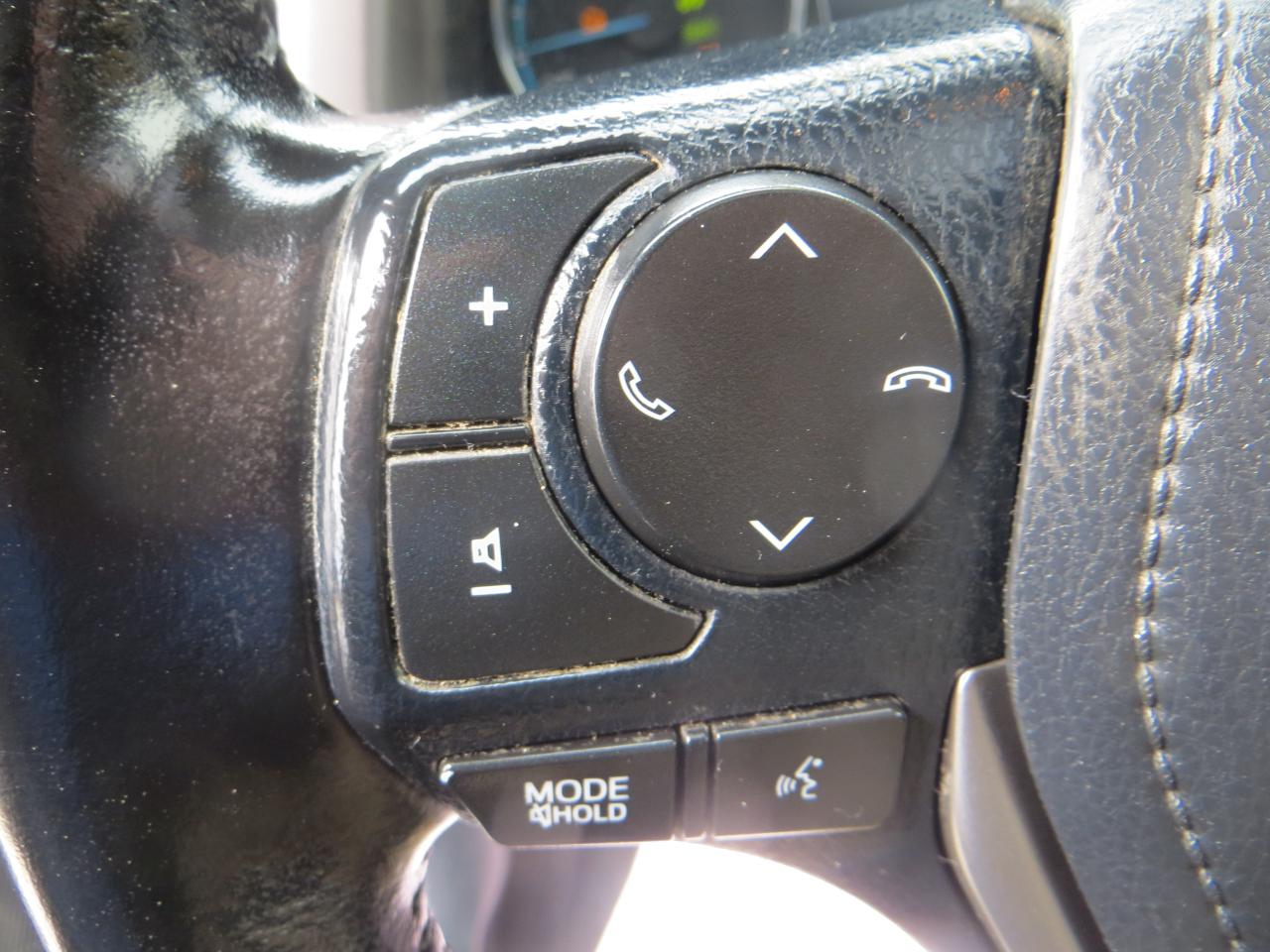 Toyota RAV4 Hybrid XLE 2016