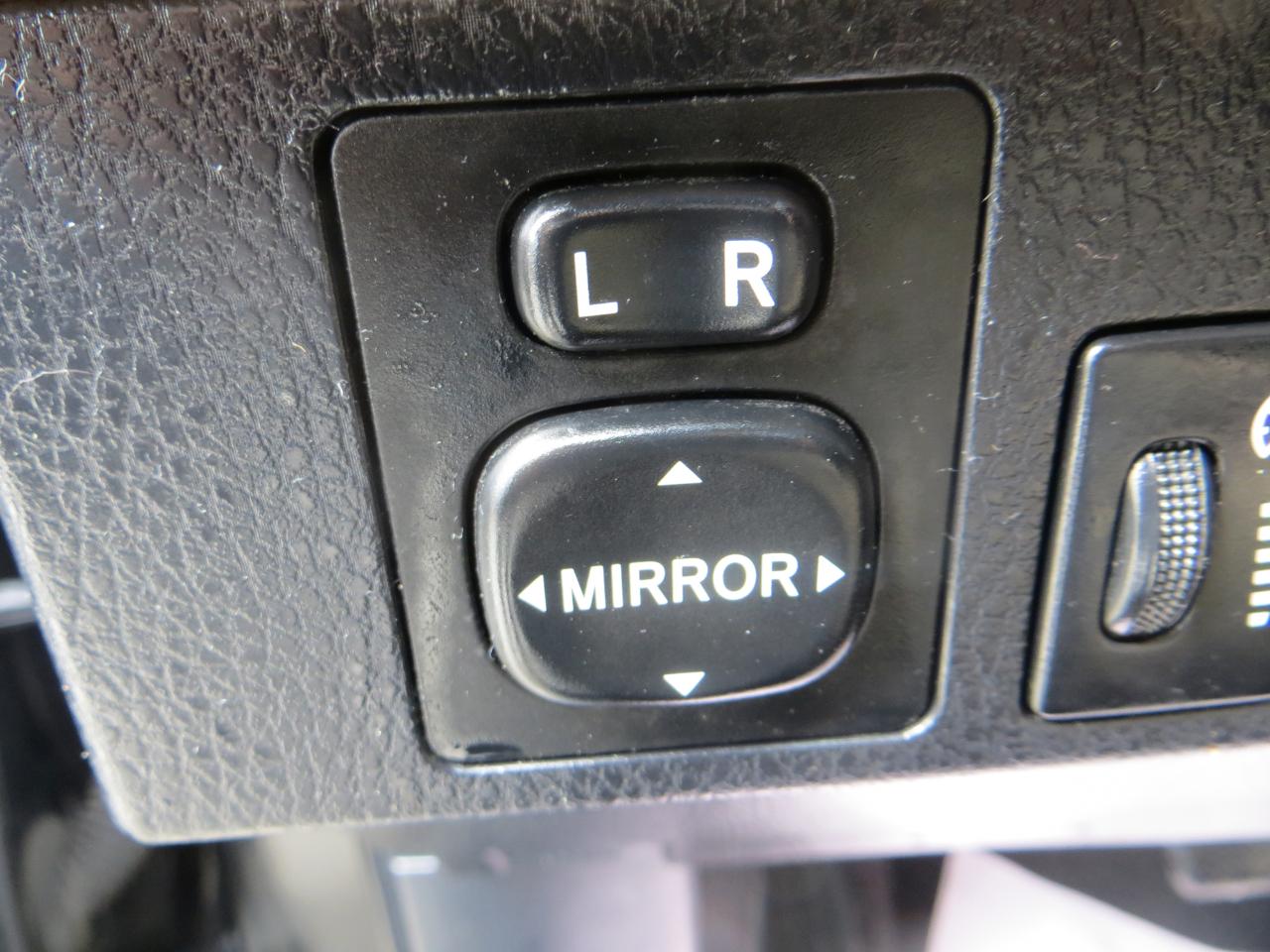 Toyota RAV4 Hybrid XLE 2016