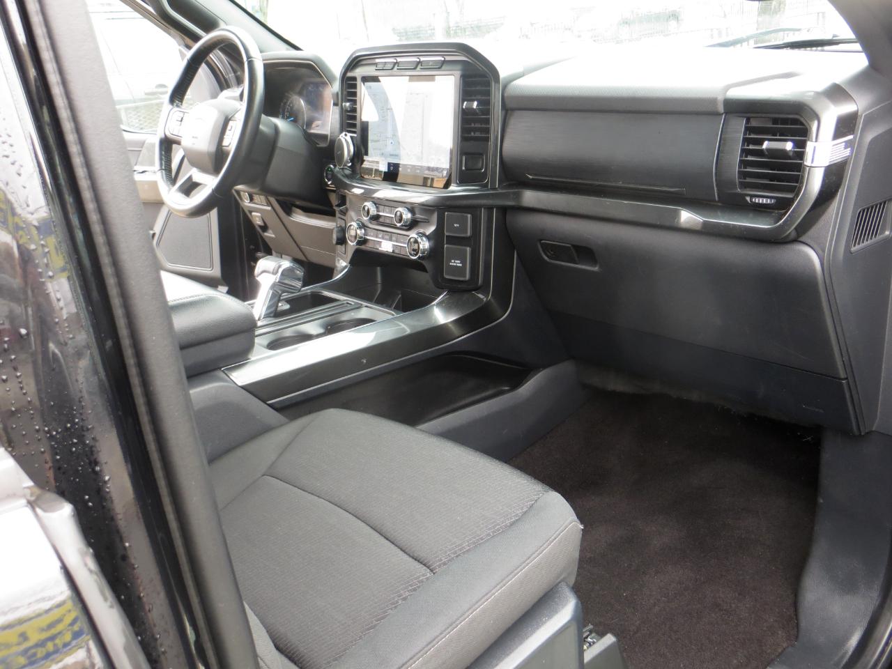 Ford F-150 XLT 4WD 2021