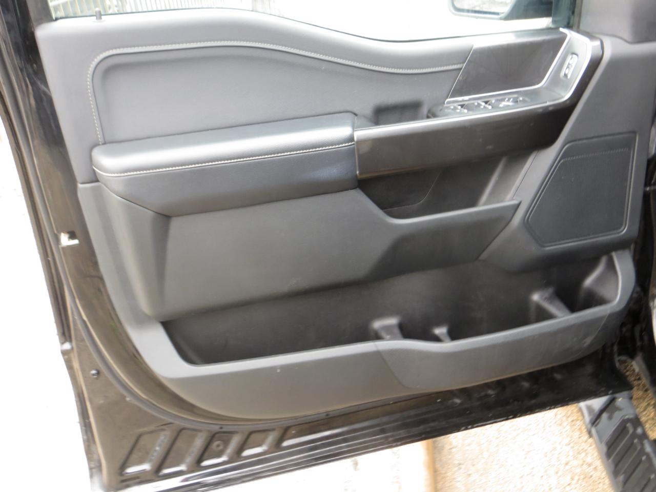 Ford F-150 XLT 4WD 2021