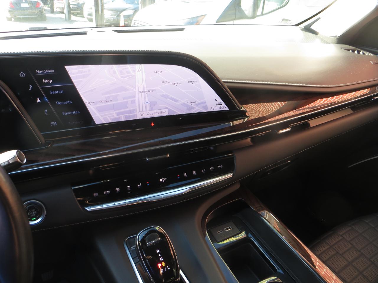 Cadillac Escalade Sport Platinum AWD 2022