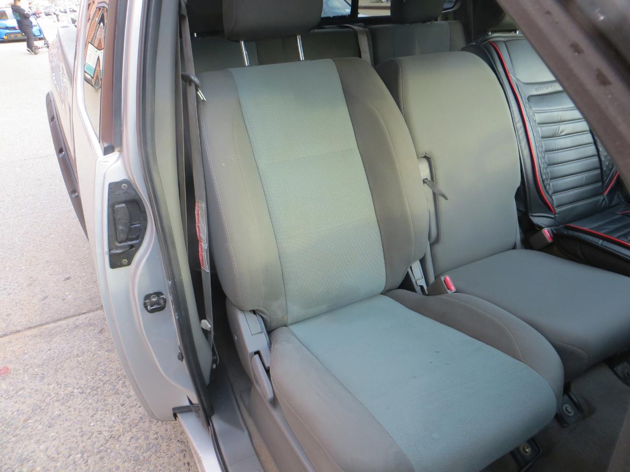 Nissan Titan XE King Cab 4WD 2005