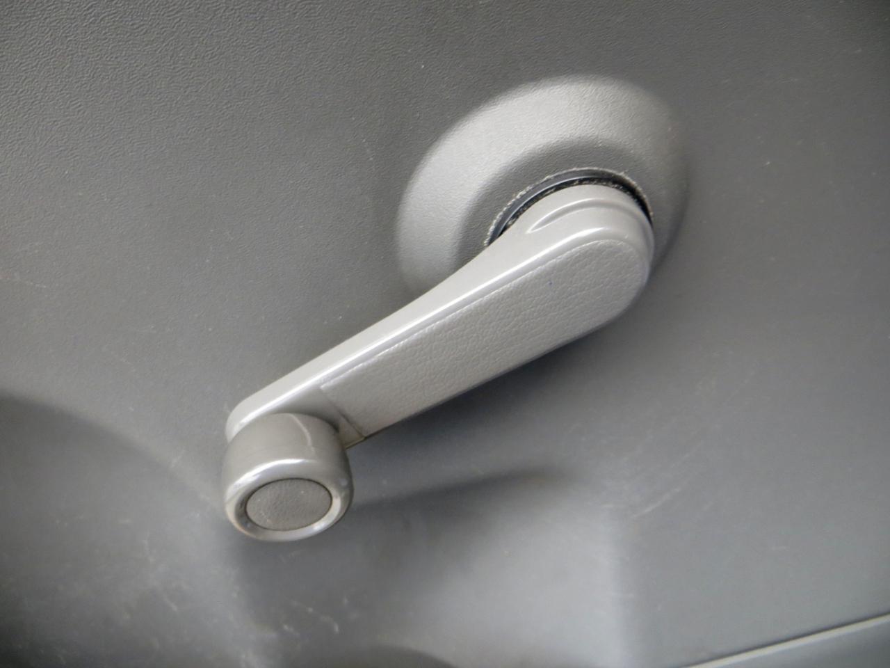 Nissan Titan XE King Cab 4WD 2005