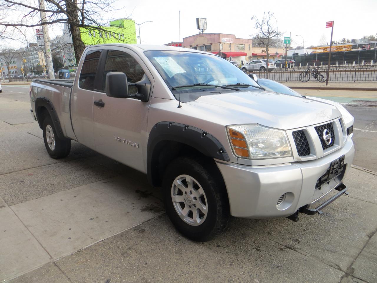 Nissan Titan XE King Cab 4WD 2005