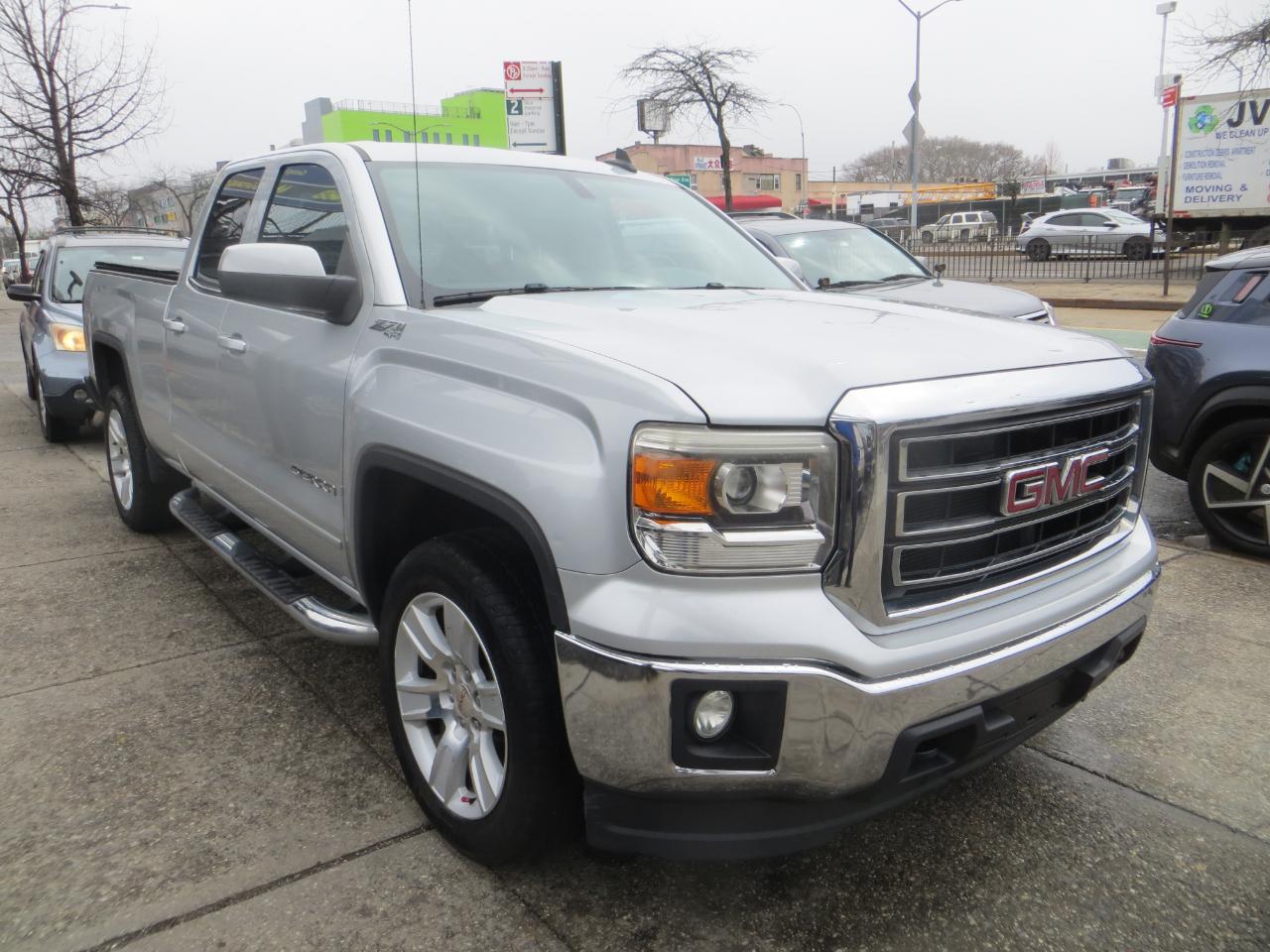 GMC Sierra 1500 SLE Double Cab 4WD 2015