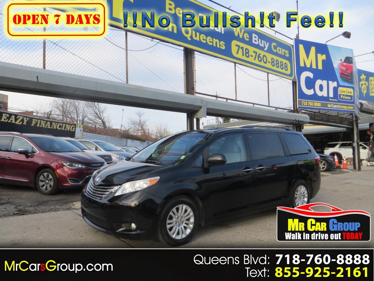 2016 Toyota Sienna XLE  8-Passenger V6